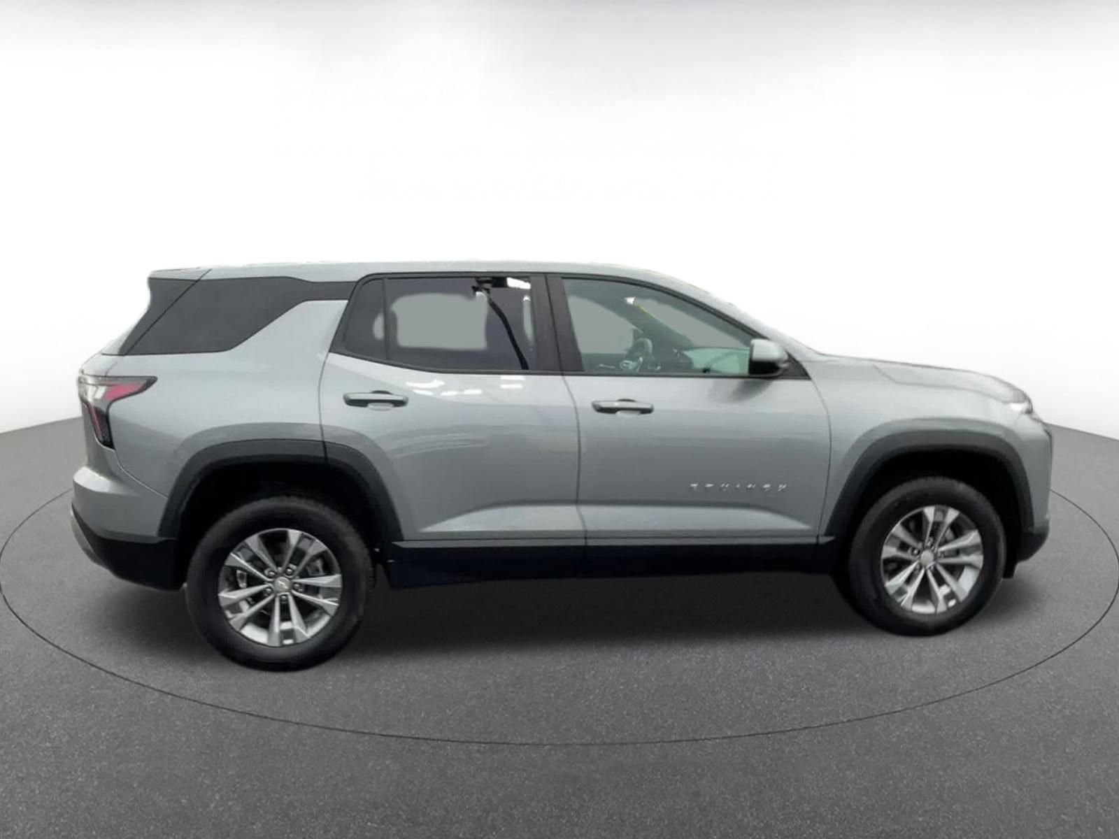 Thumbnail: 2025 Chevrolet Equinox - 16