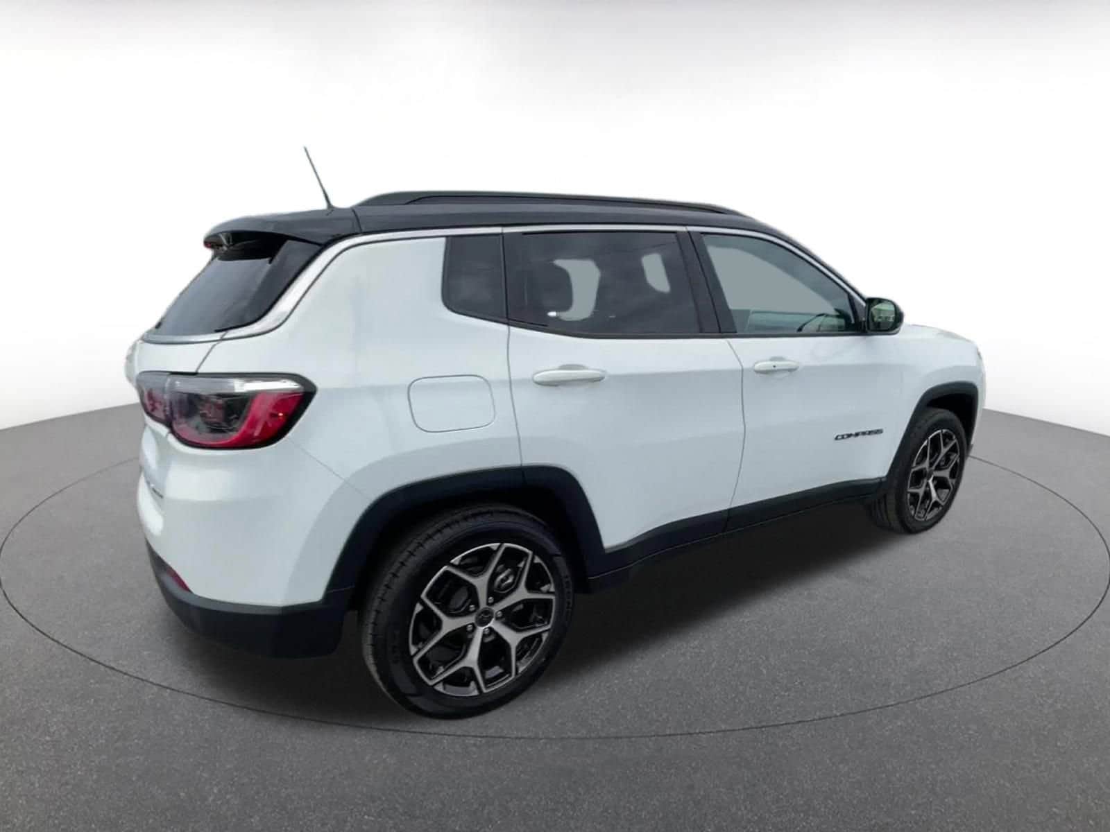 Thumbnail: 2025 Jeep Compass - 15