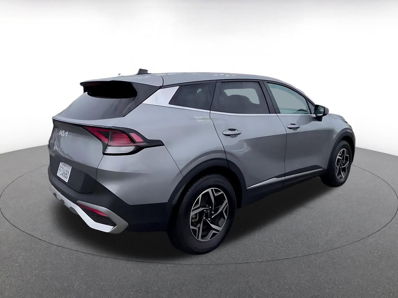 Thumbnail: 2023 Kia Sportage - 15