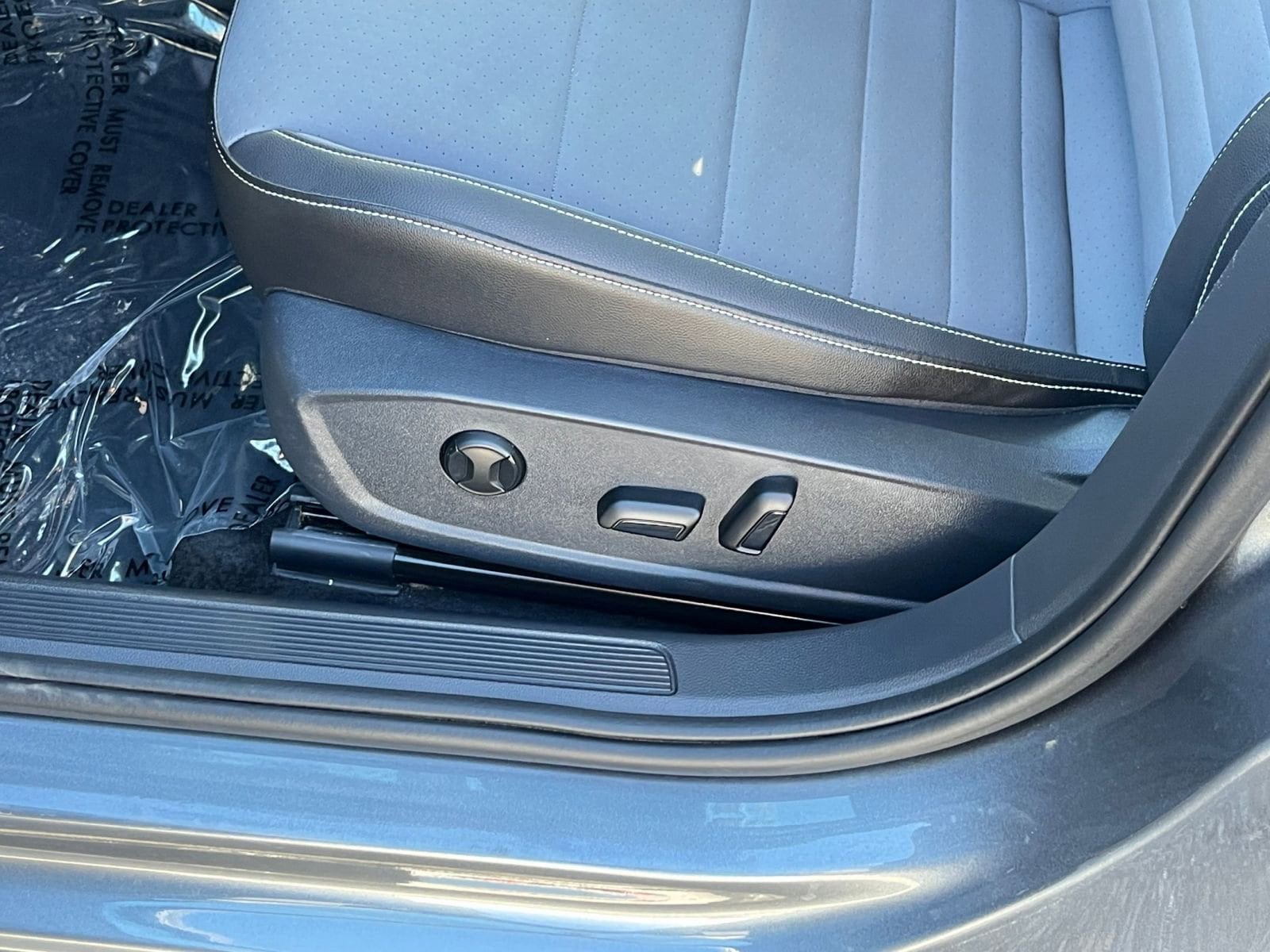 Thumbnail: 2025 Volkswagen Jetta - 23