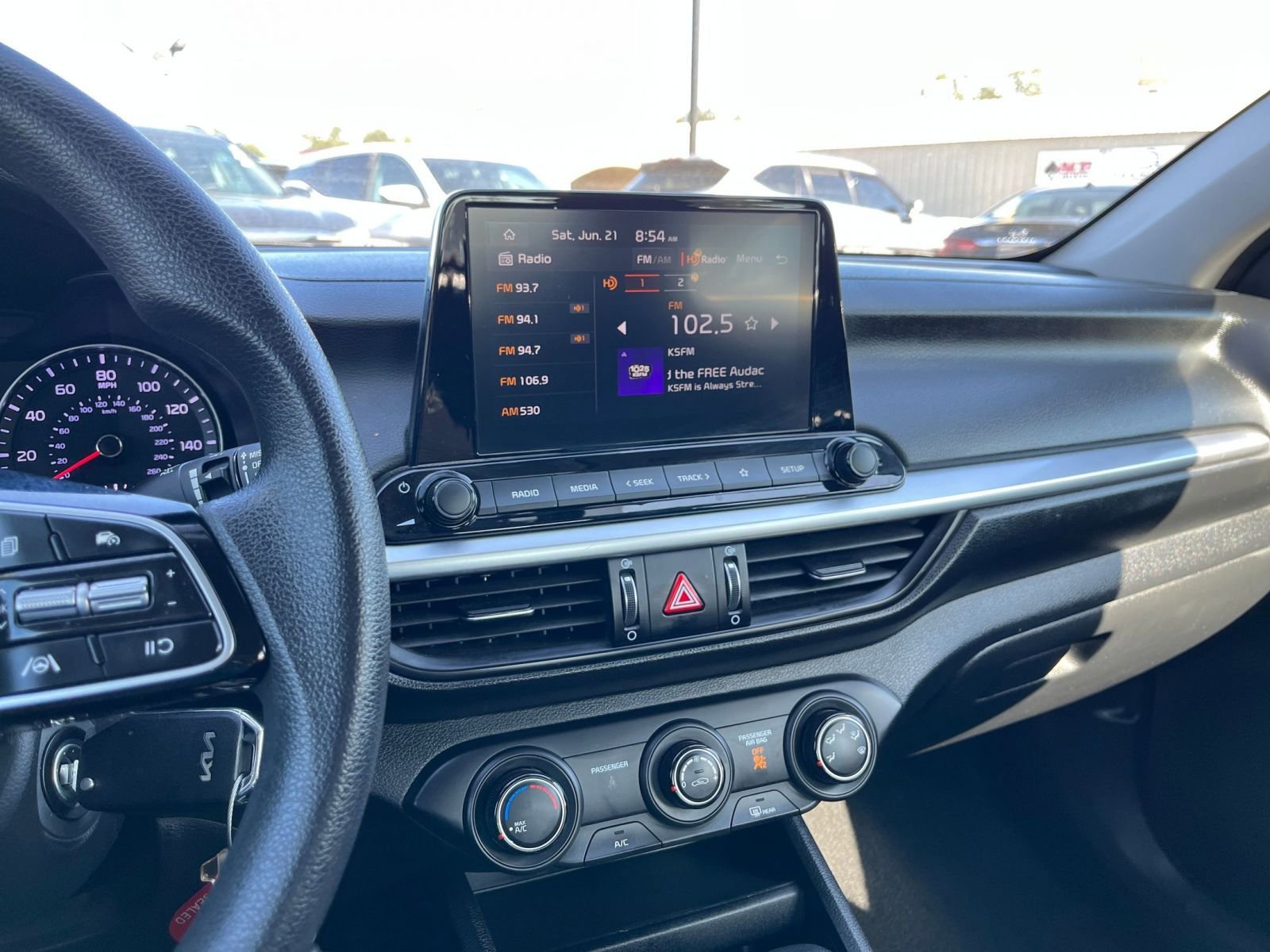 Thumbnail: 2024 Kia Forte - 18