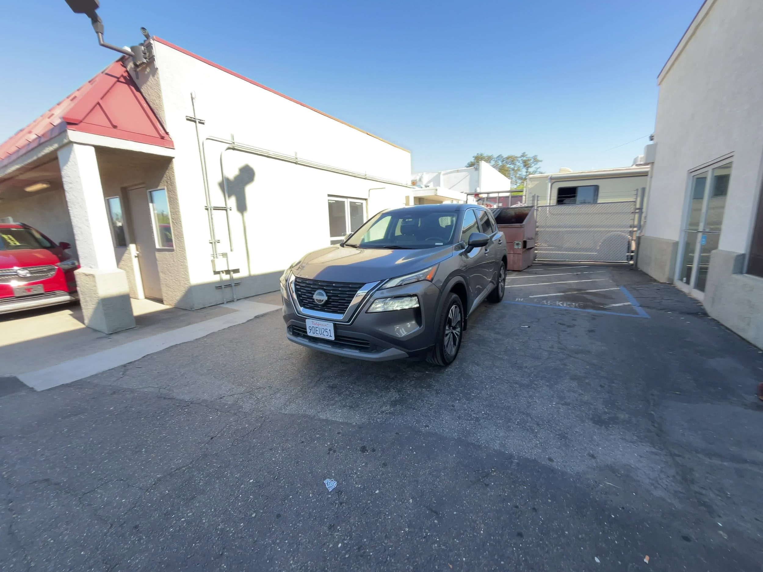 2022 Nissan Rogue SV 6