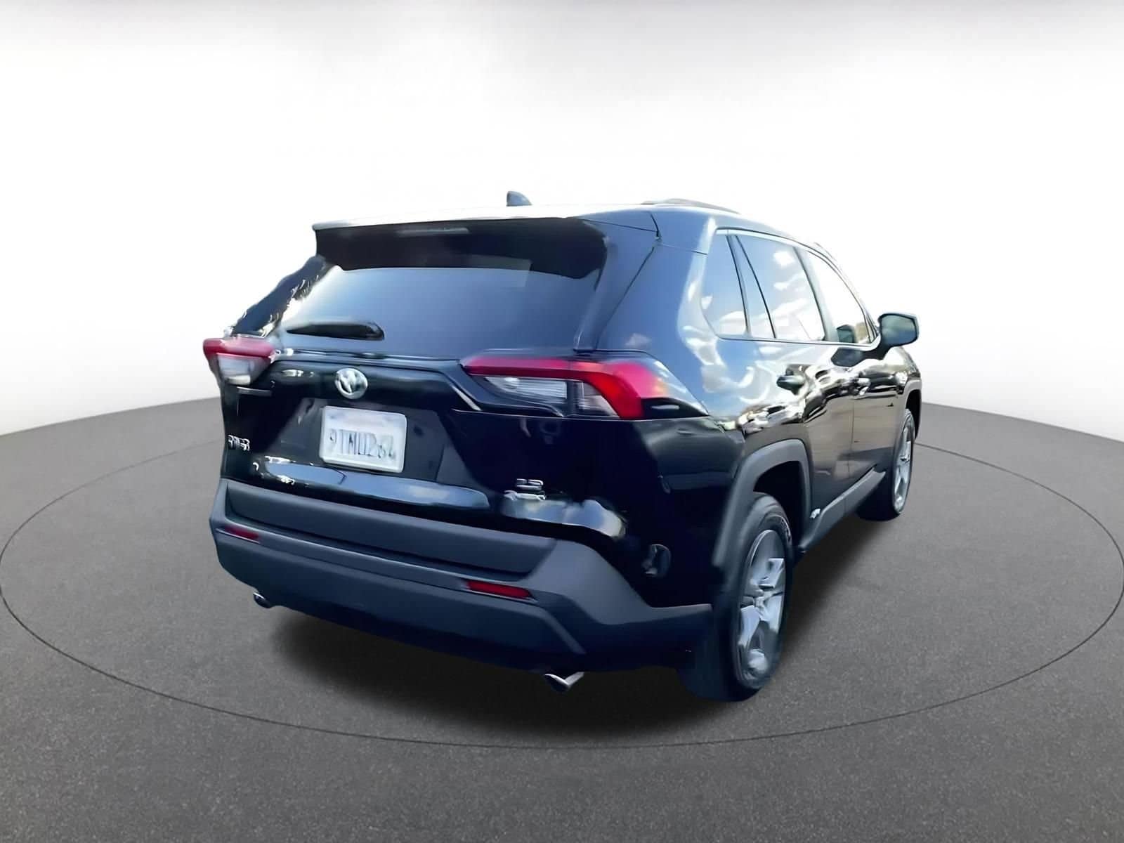 Thumbnail: 2025 Toyota RAV4 - 14