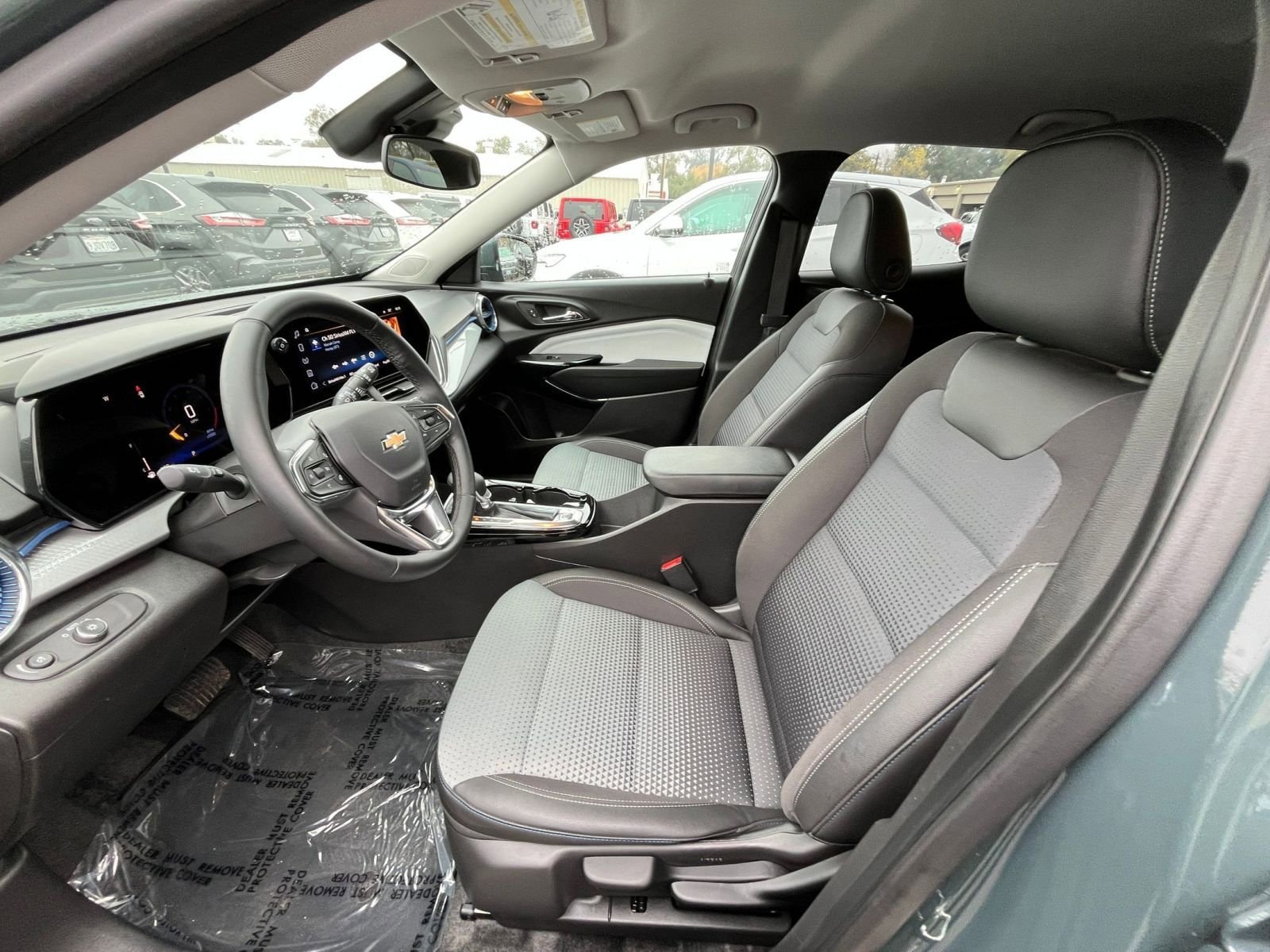 Thumbnail: 2025 Chevrolet Trax - 24