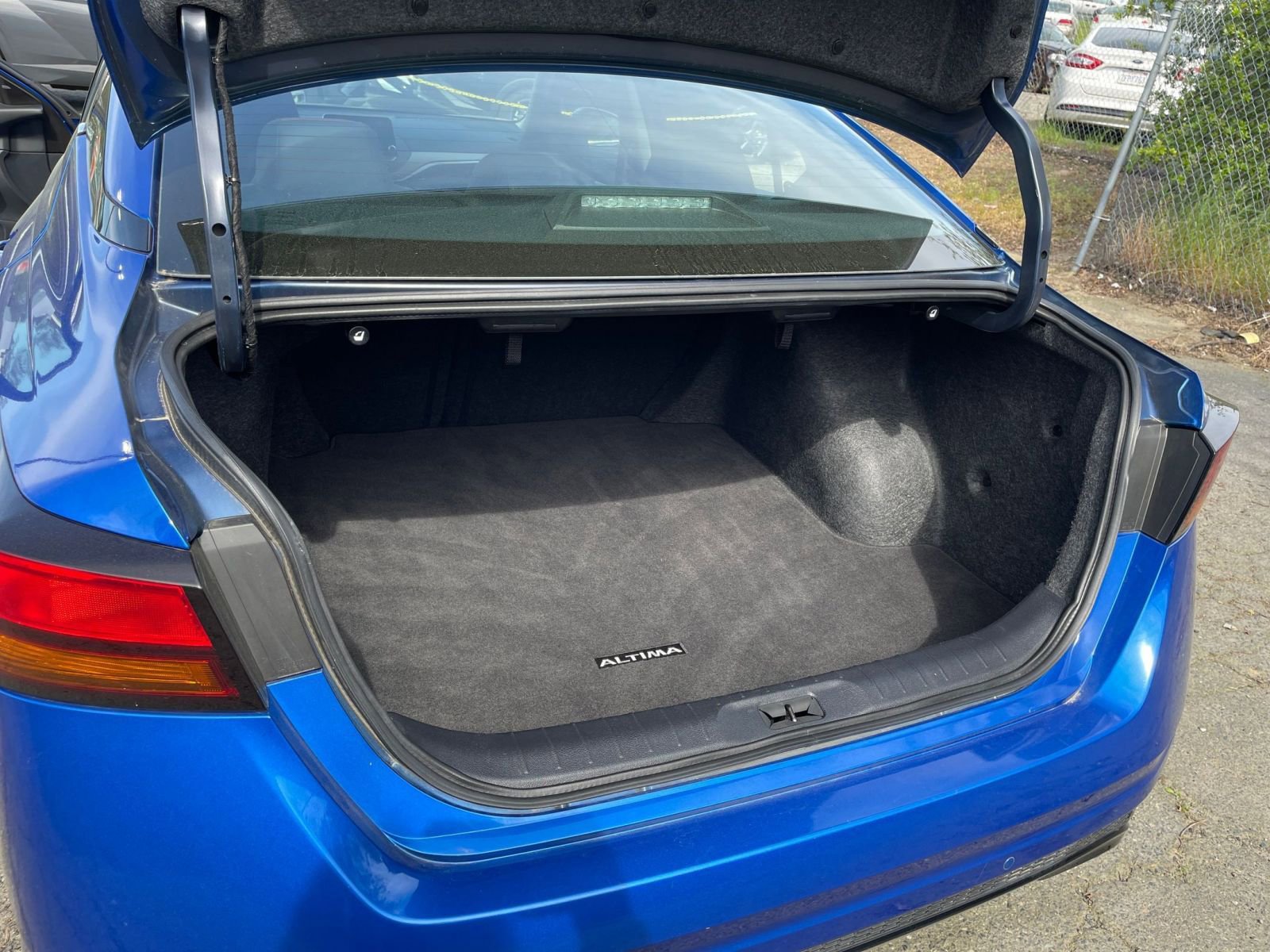 Thumbnail: 2025 Nissan Altima - 31