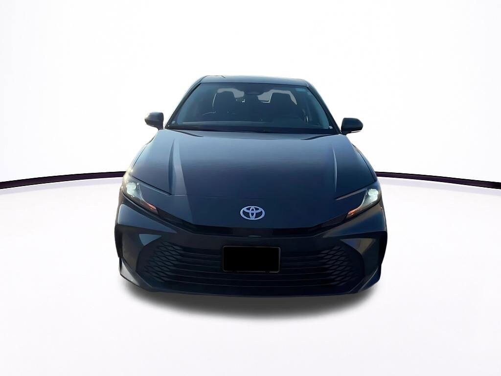 Thumbnail: 2025 Toyota Camry - 3