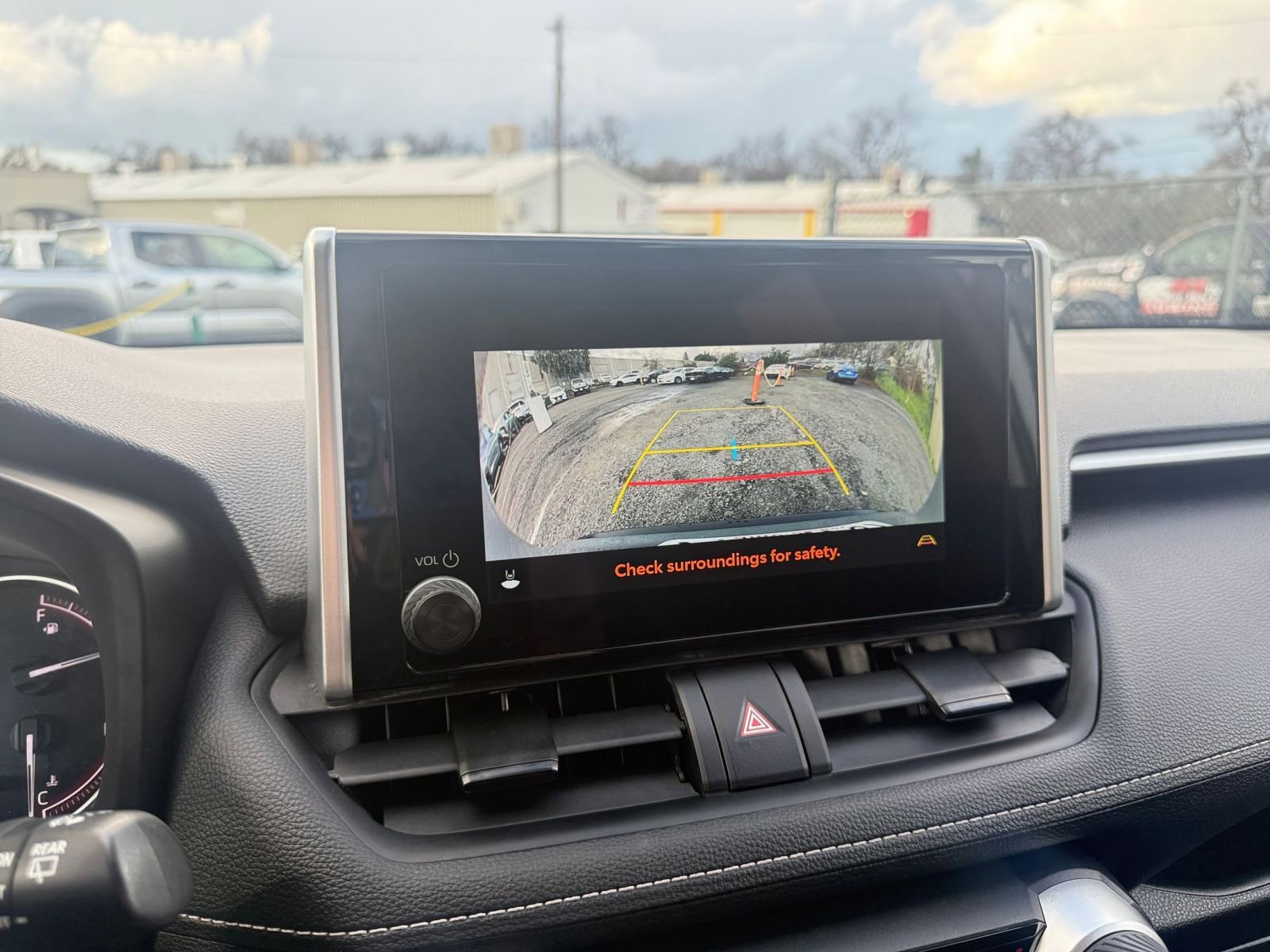 Thumbnail: 2025 Toyota RAV4 - 17