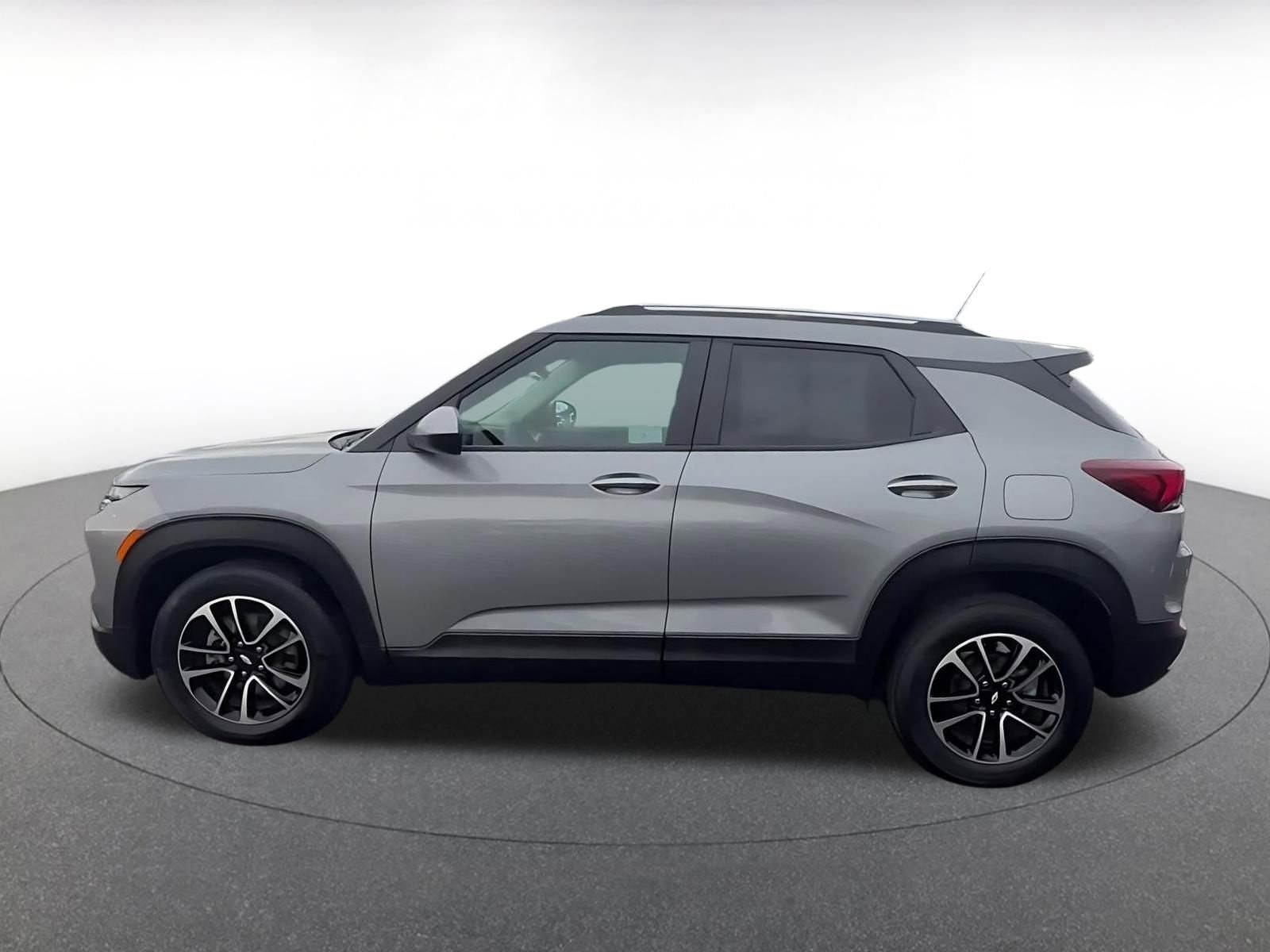 Thumbnail: 2025 Chevrolet TrailBlazer - 9