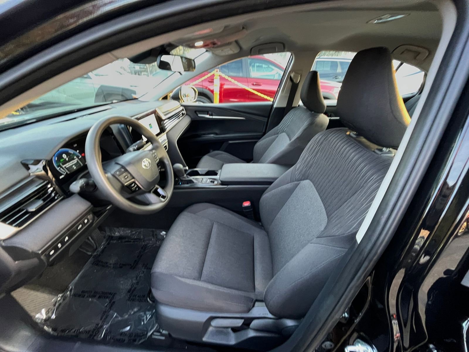 Thumbnail: 2025 Toyota Camry - 25