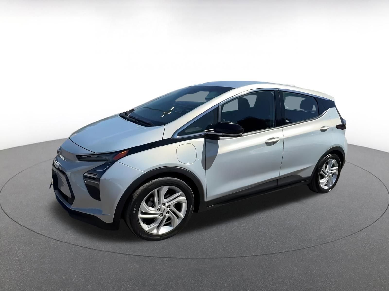 Thumbnail: 2023 Chevrolet Bolt EV - 8