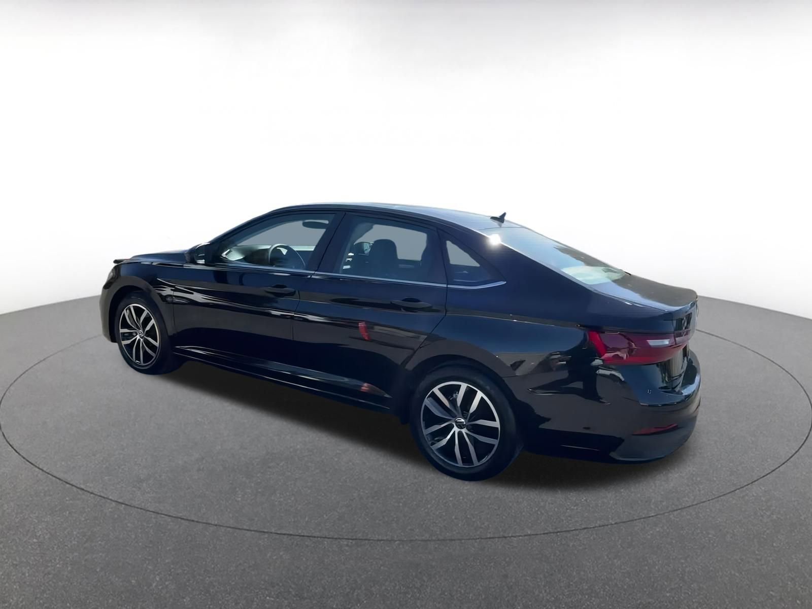 Thumbnail: 2025 Volkswagen Jetta - 11