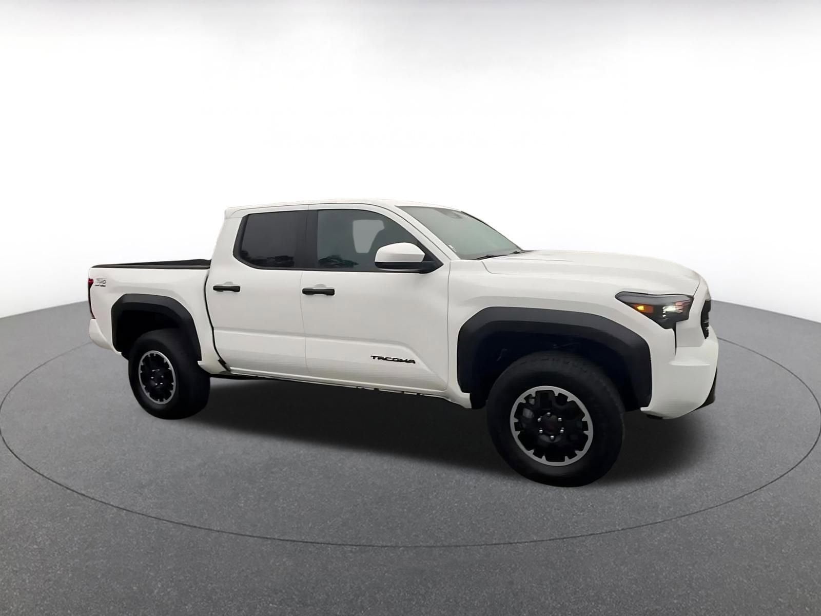 Thumbnail: 2025 Toyota Tacoma - 2