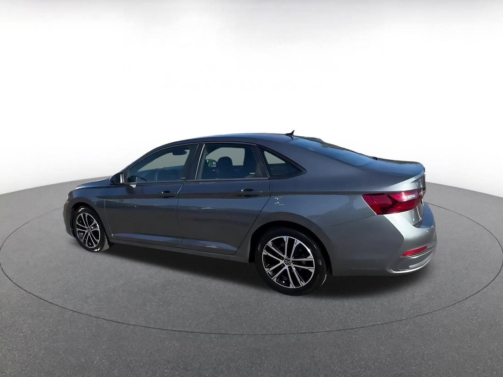 Thumbnail: 2025 Volkswagen Jetta - 10