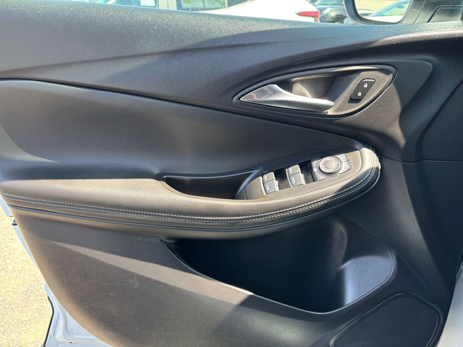 Thumbnail: 2025 Buick Encore GX - 18