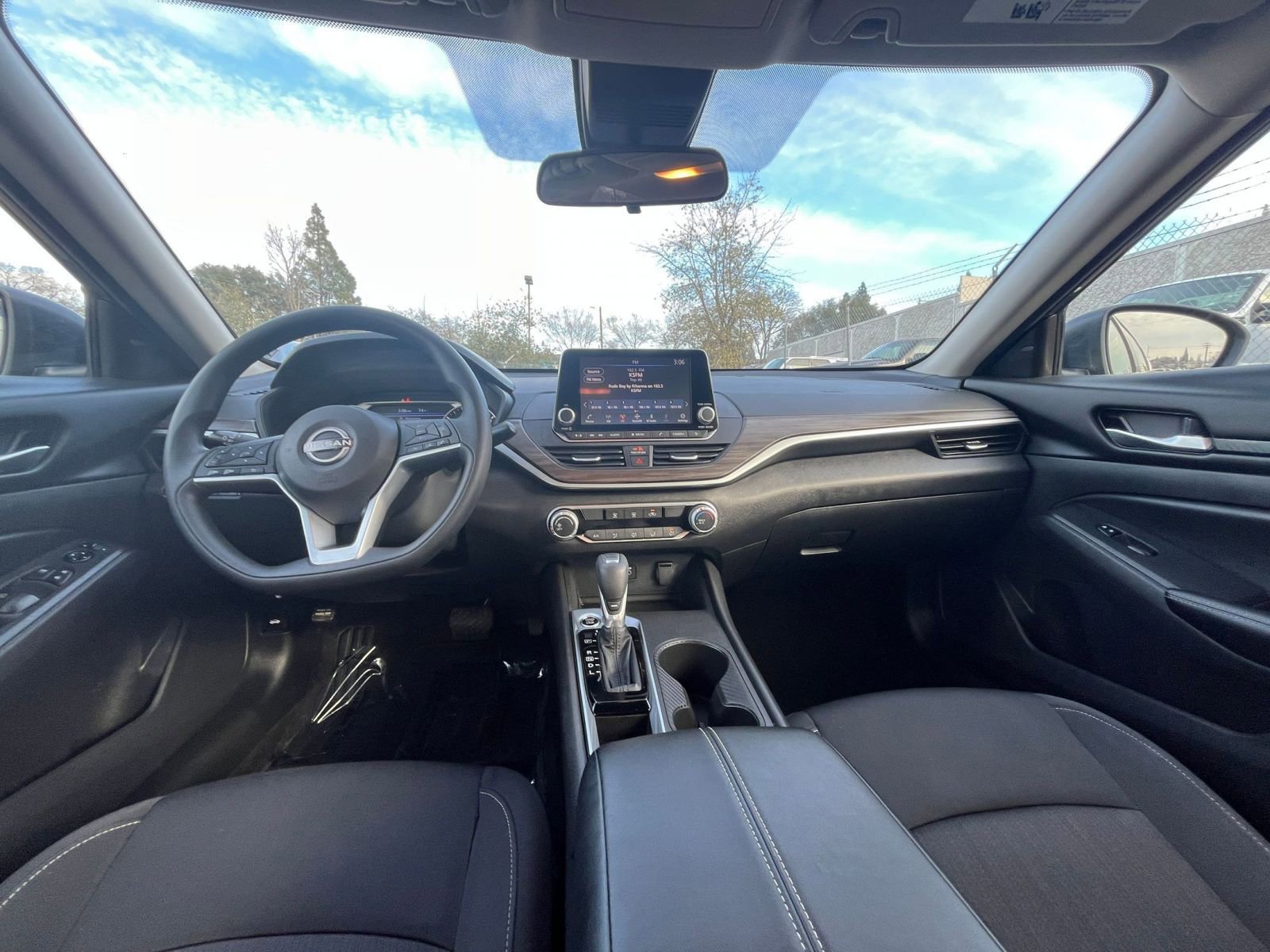 Thumbnail: 2025 Nissan Altima - 33