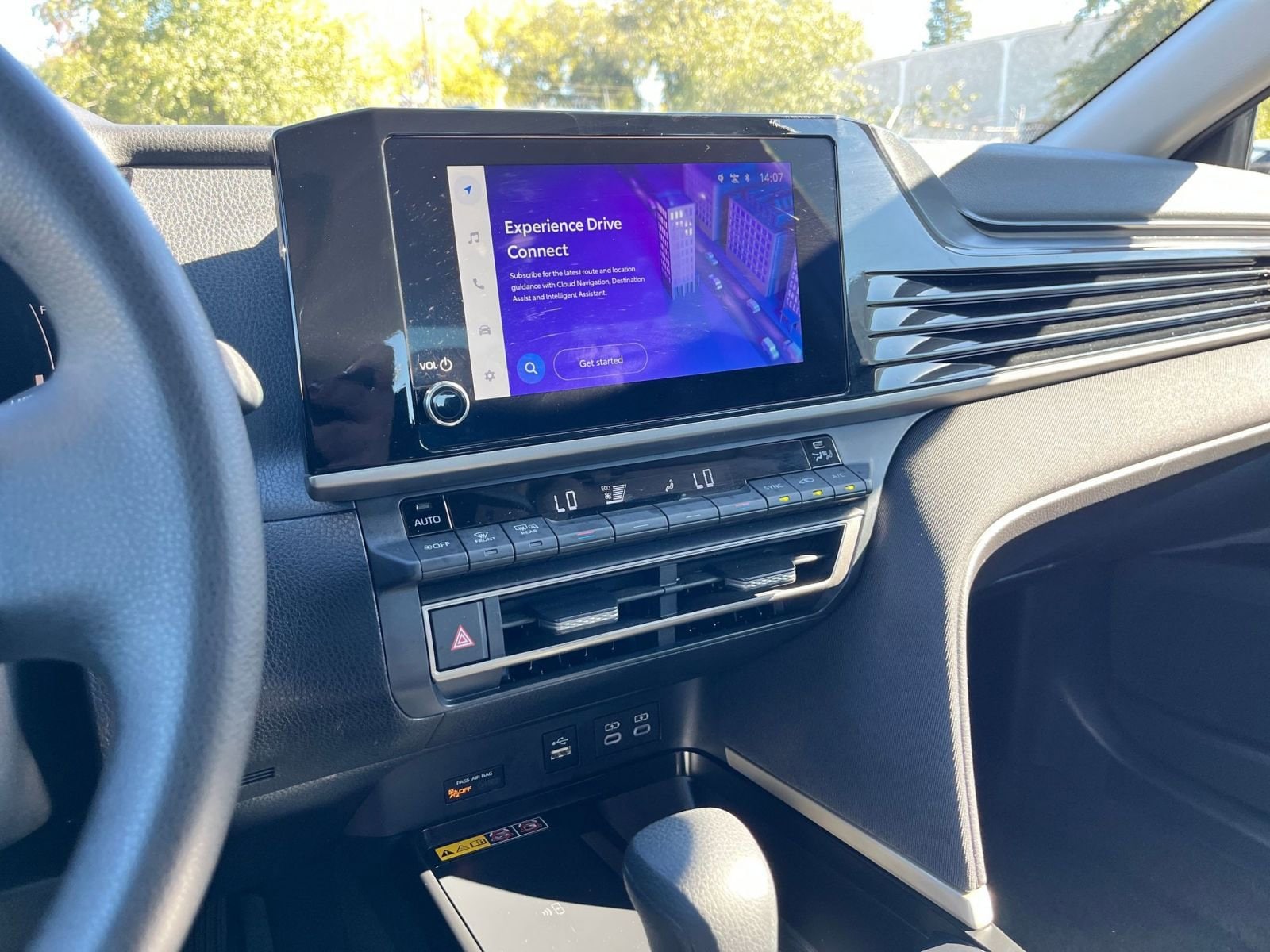 Thumbnail: 2025 Toyota Camry - 18