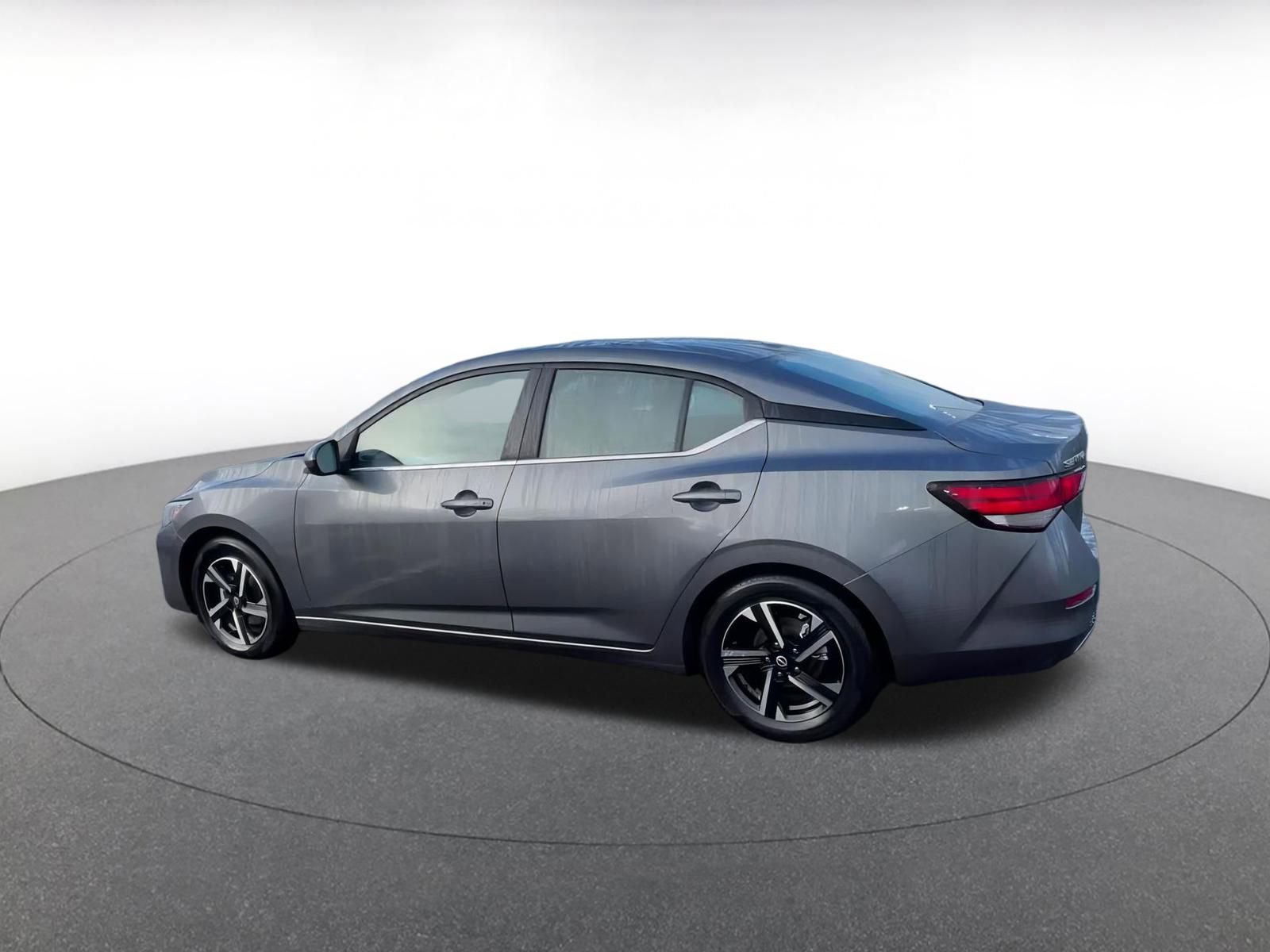 Thumbnail: 2025 Nissan Sentra - 10