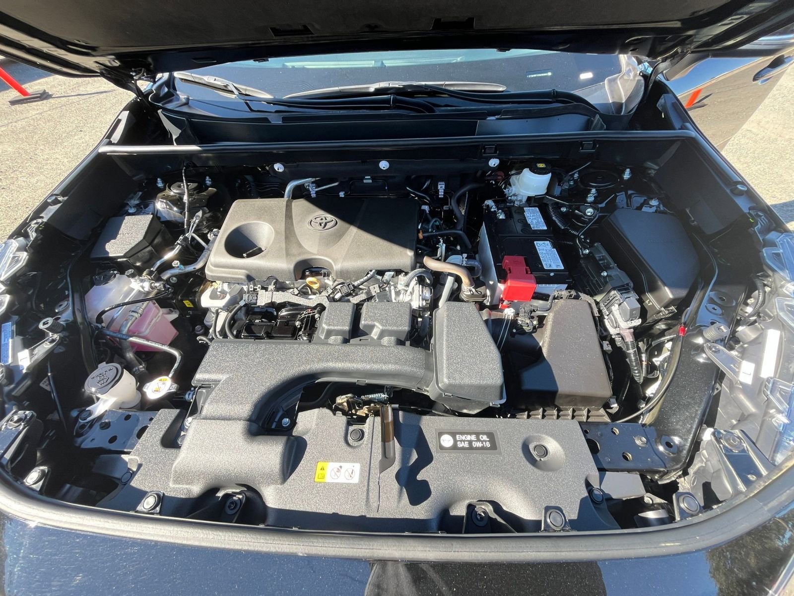 Thumbnail: 2025 Toyota RAV4 - 32