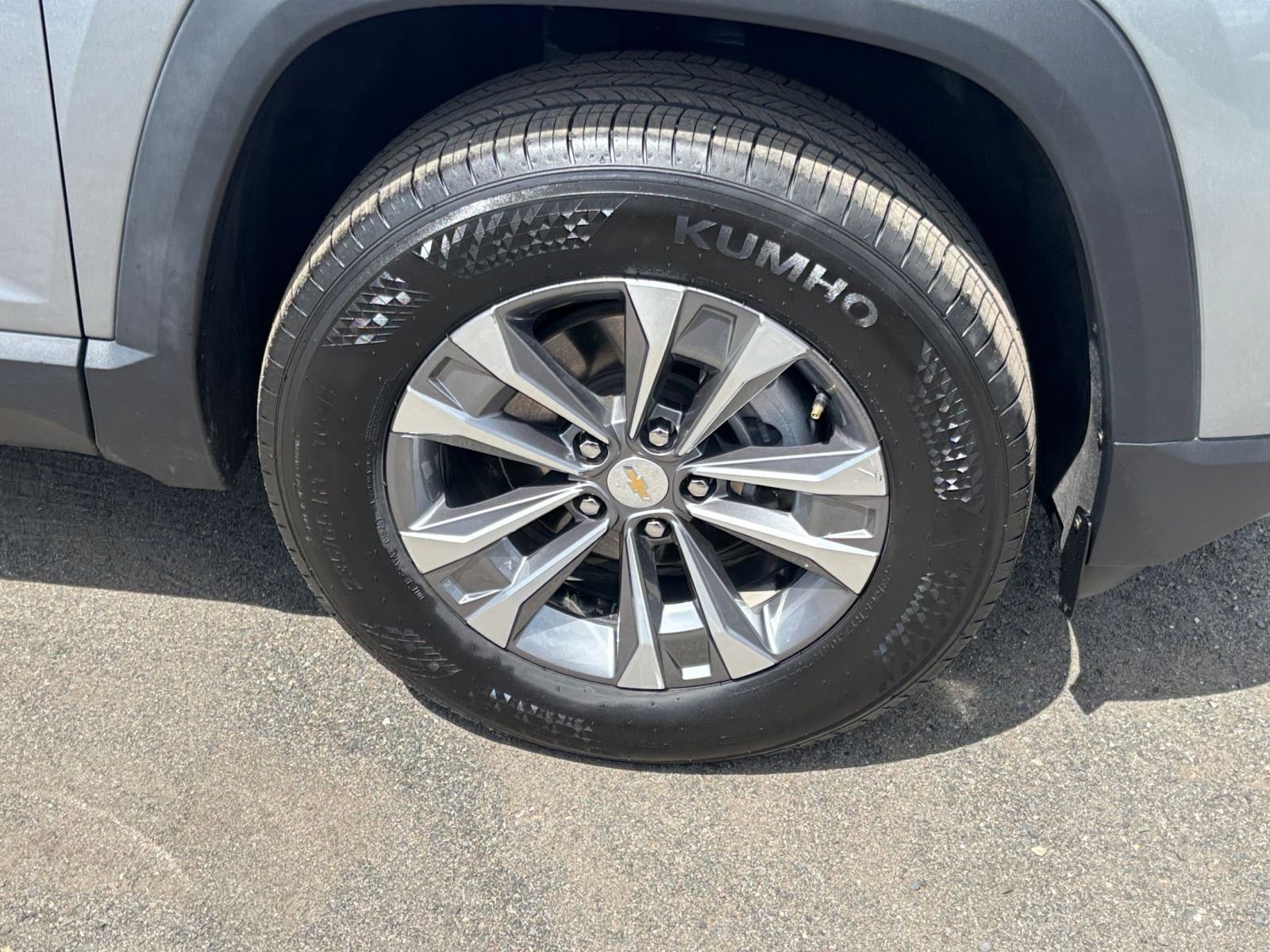 Thumbnail: 2025 Chevrolet Equinox - 31