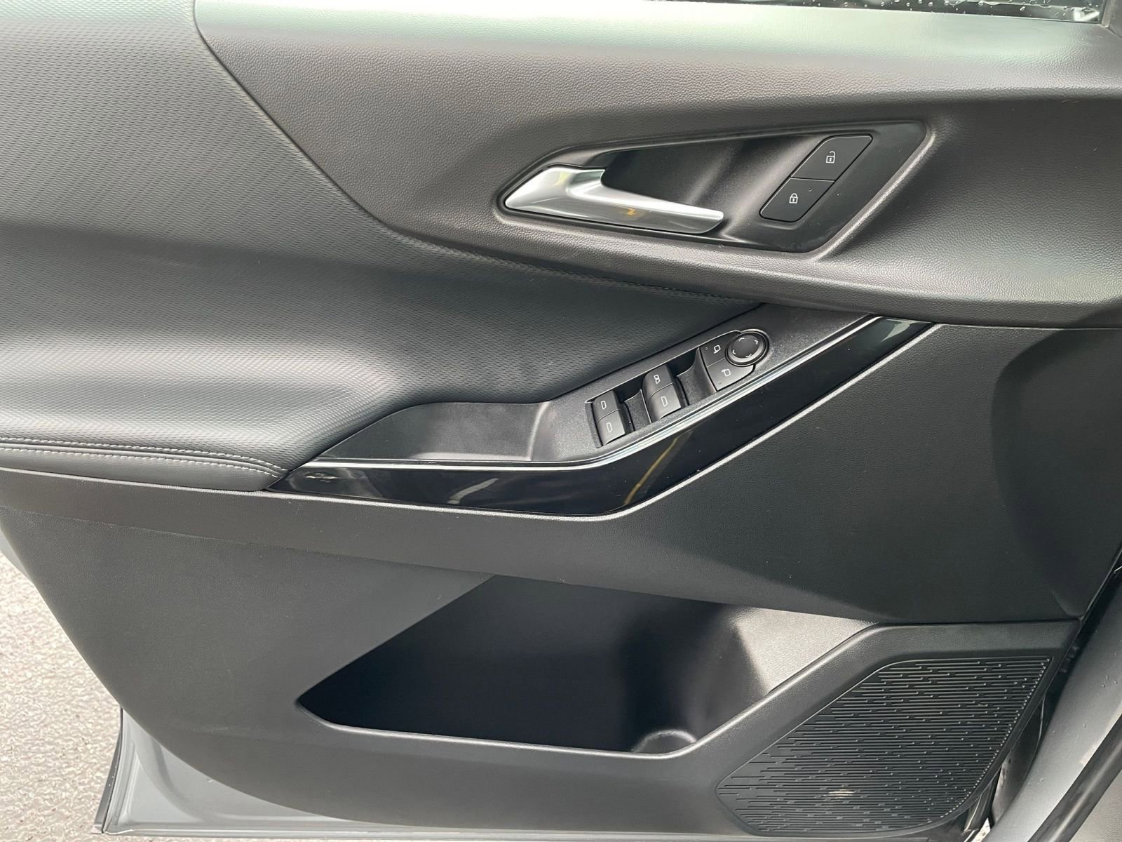 Thumbnail: 2025 Chevrolet Equinox - 20