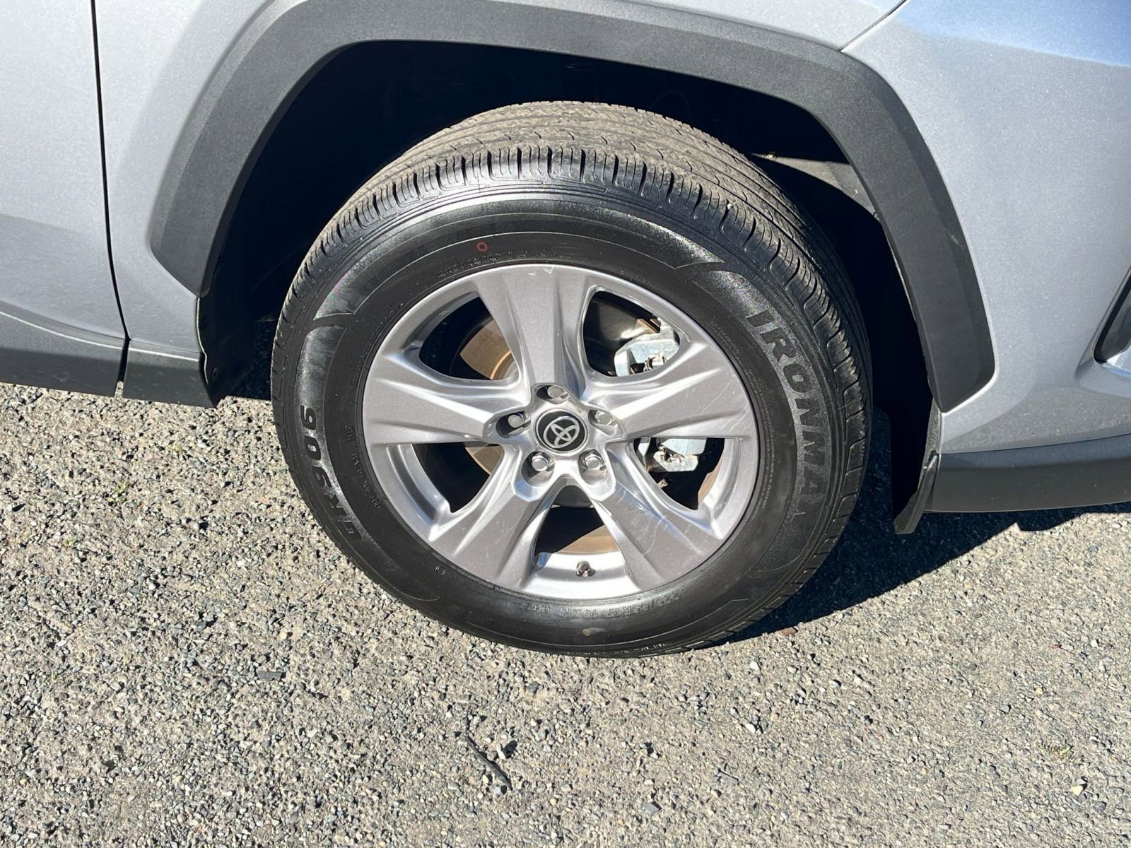 Thumbnail: 2025 Toyota RAV4 - 31