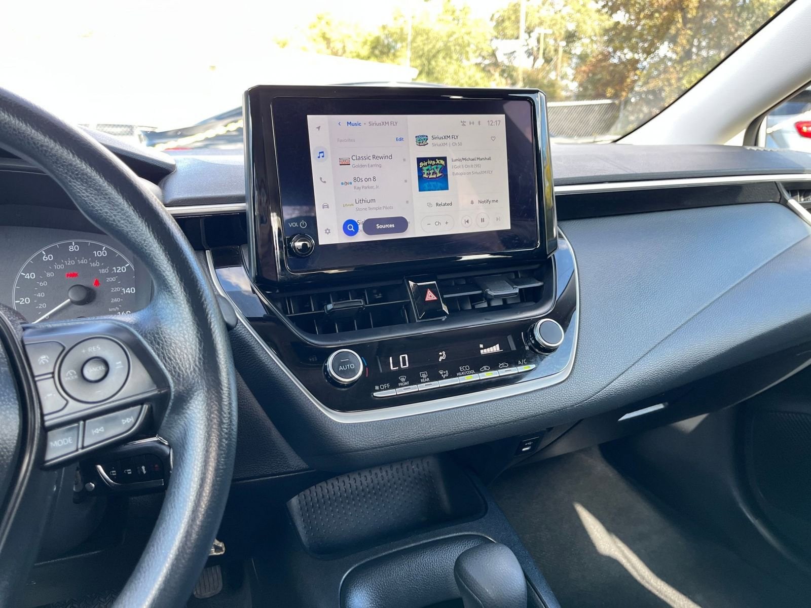 Thumbnail: 2025 Toyota Corolla - 18