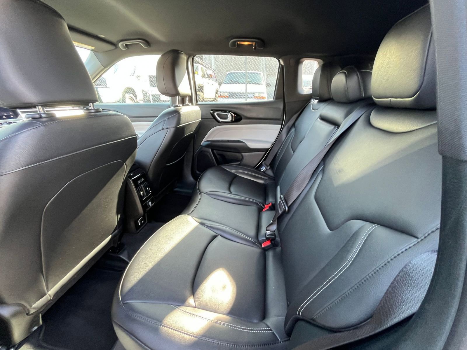 Thumbnail: 2025 Jeep Compass - 27