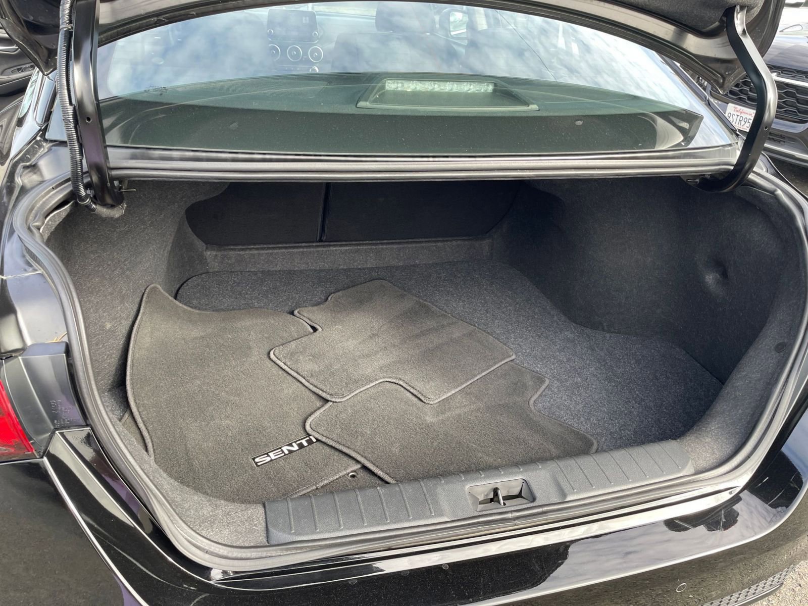 Thumbnail: 2025 Nissan Sentra - 29