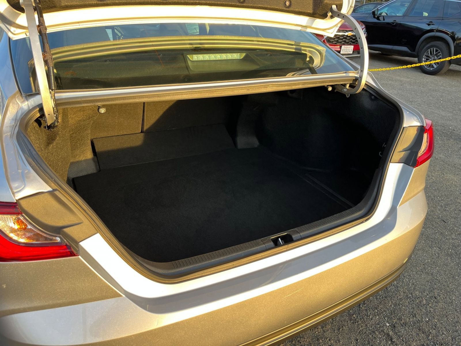 Thumbnail: 2025 Toyota Camry - 30