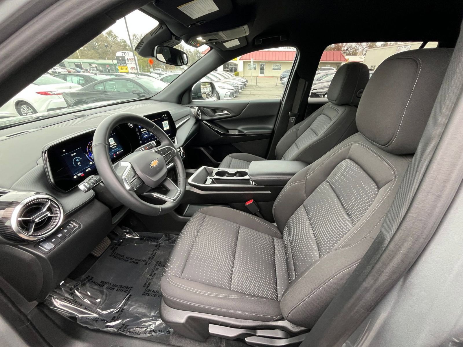 Thumbnail: 2025 Chevrolet Equinox - 25