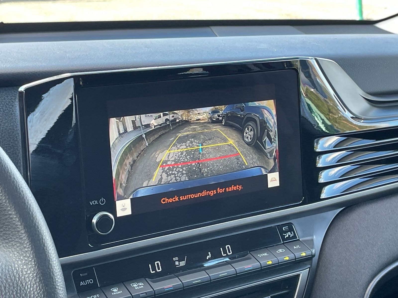 Thumbnail: 2025 Toyota Camry - 17