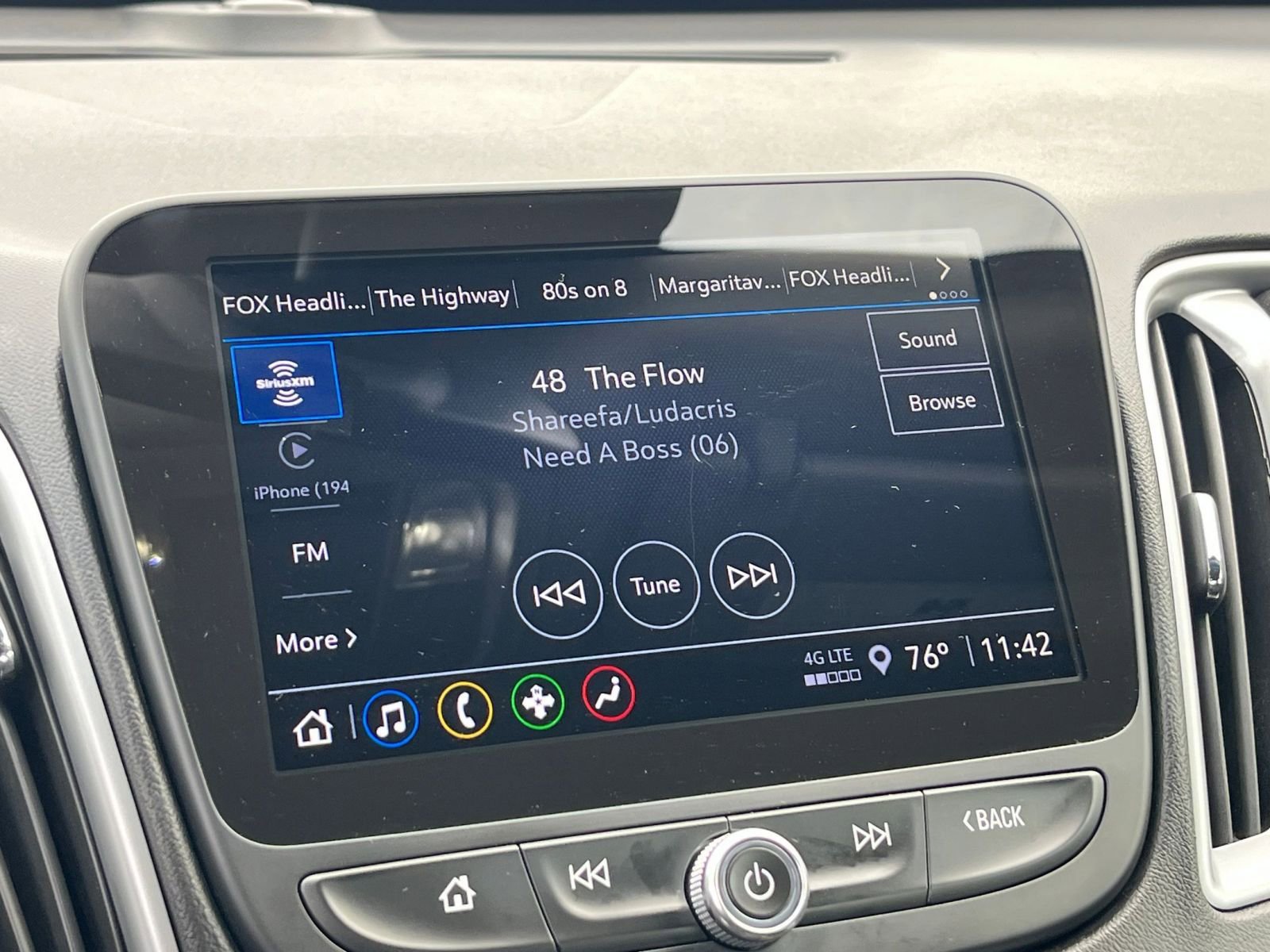 Thumbnail: 2024 Chevrolet Malibu - 20