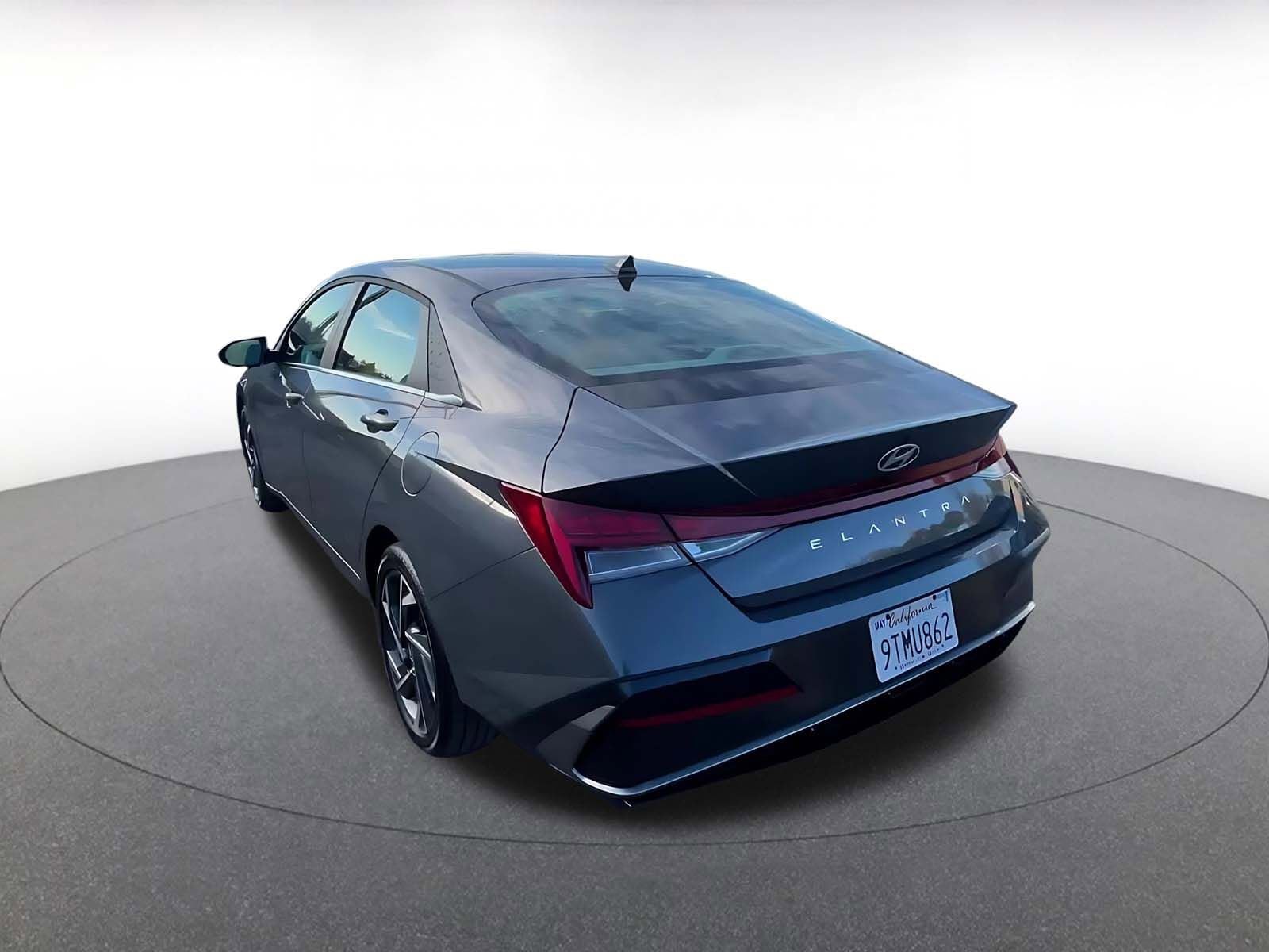 Thumbnail: 2025 Hyundai Elantra - 12