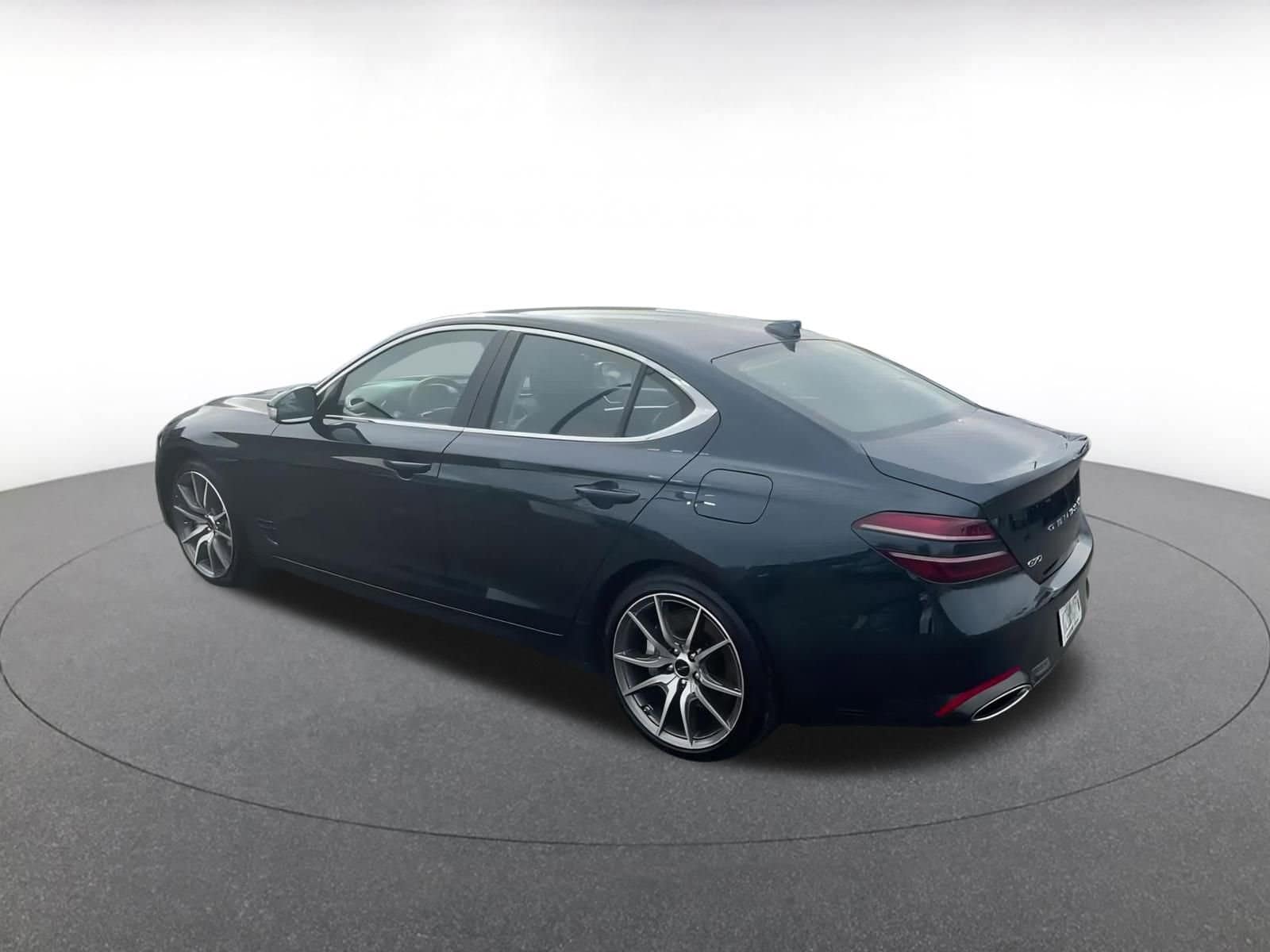 Thumbnail: 2025 Genesis G70 - 10