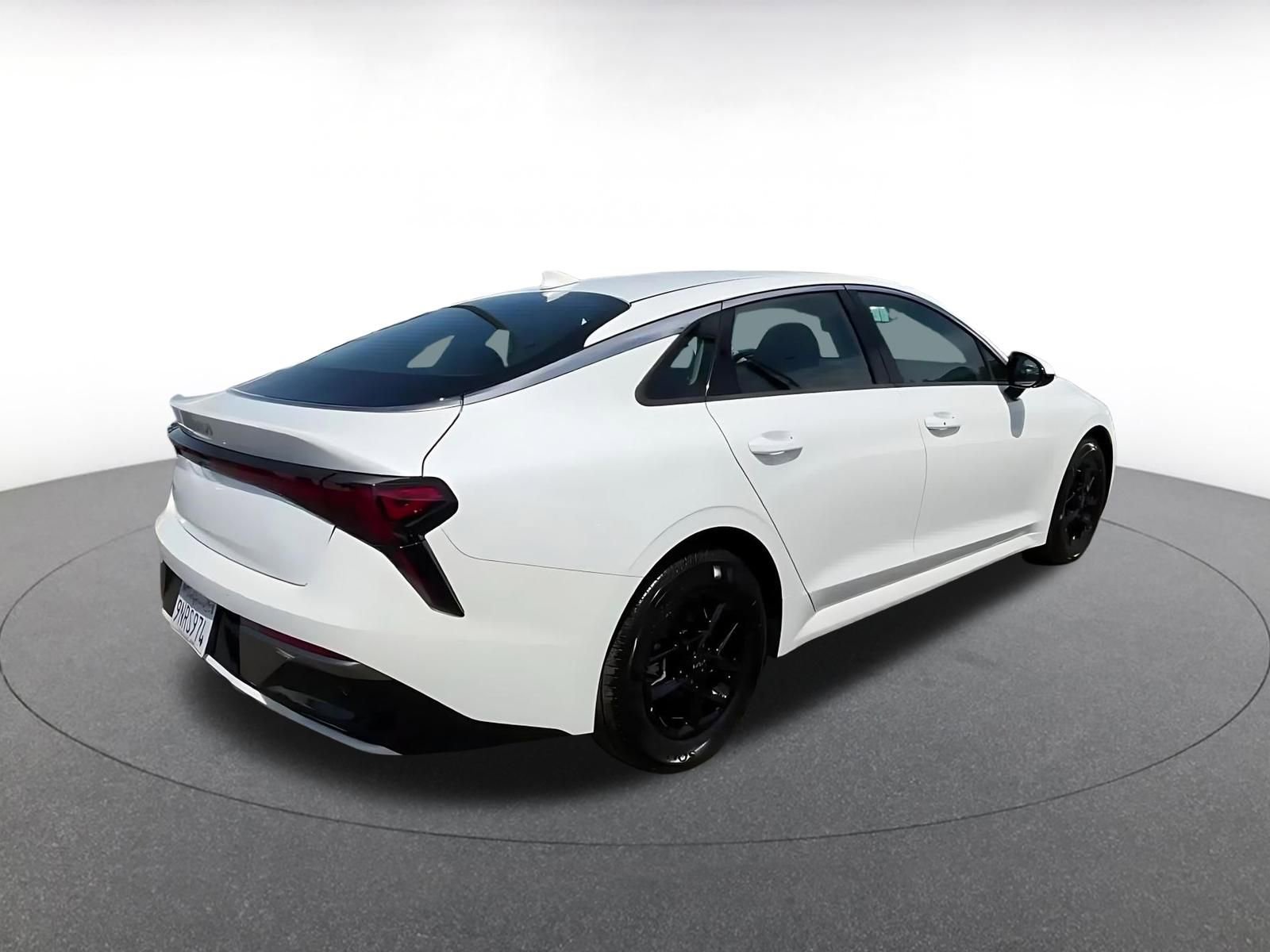 Thumbnail: 2025 Kia K5 - 15