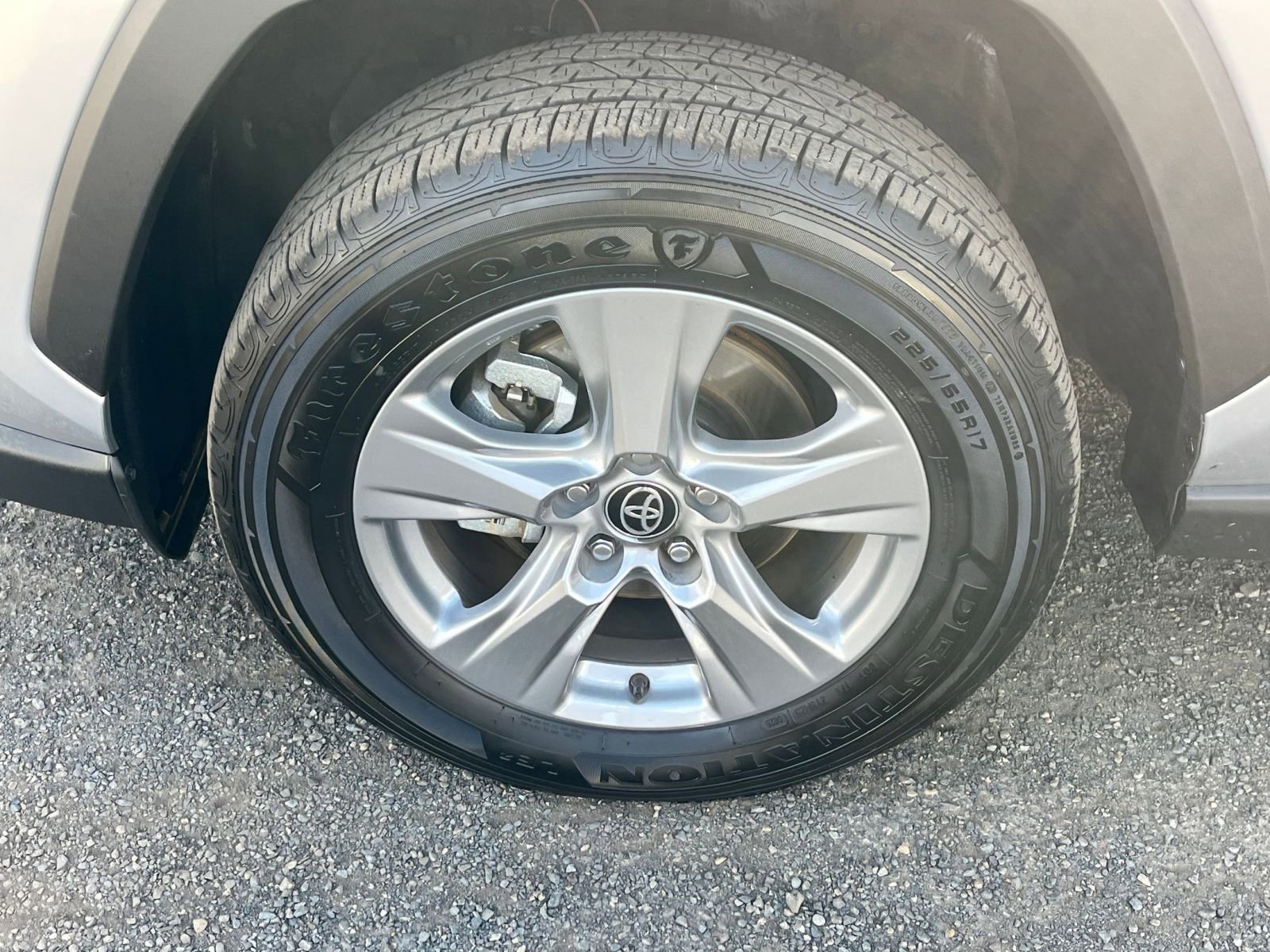 Thumbnail: 2025 Toyota RAV4 - 29