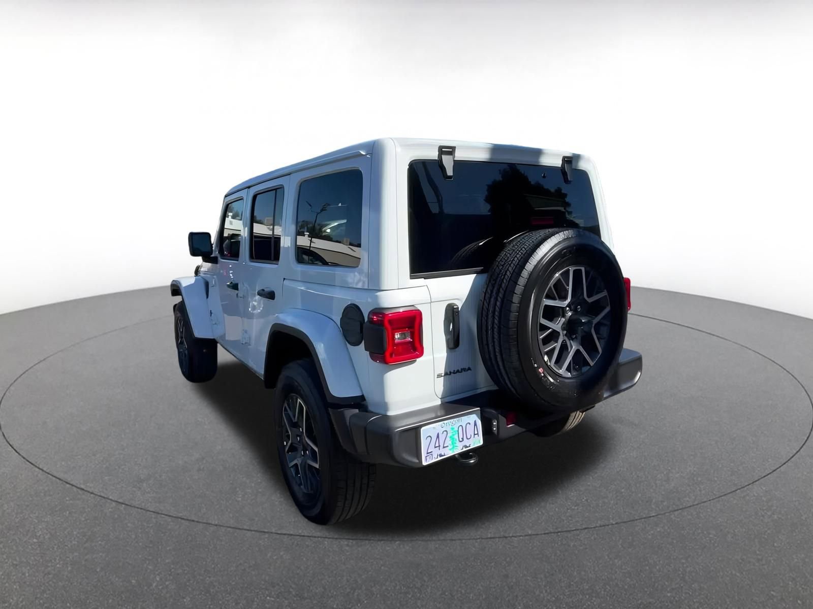 Thumbnail: 2025 Jeep Wrangler - 15