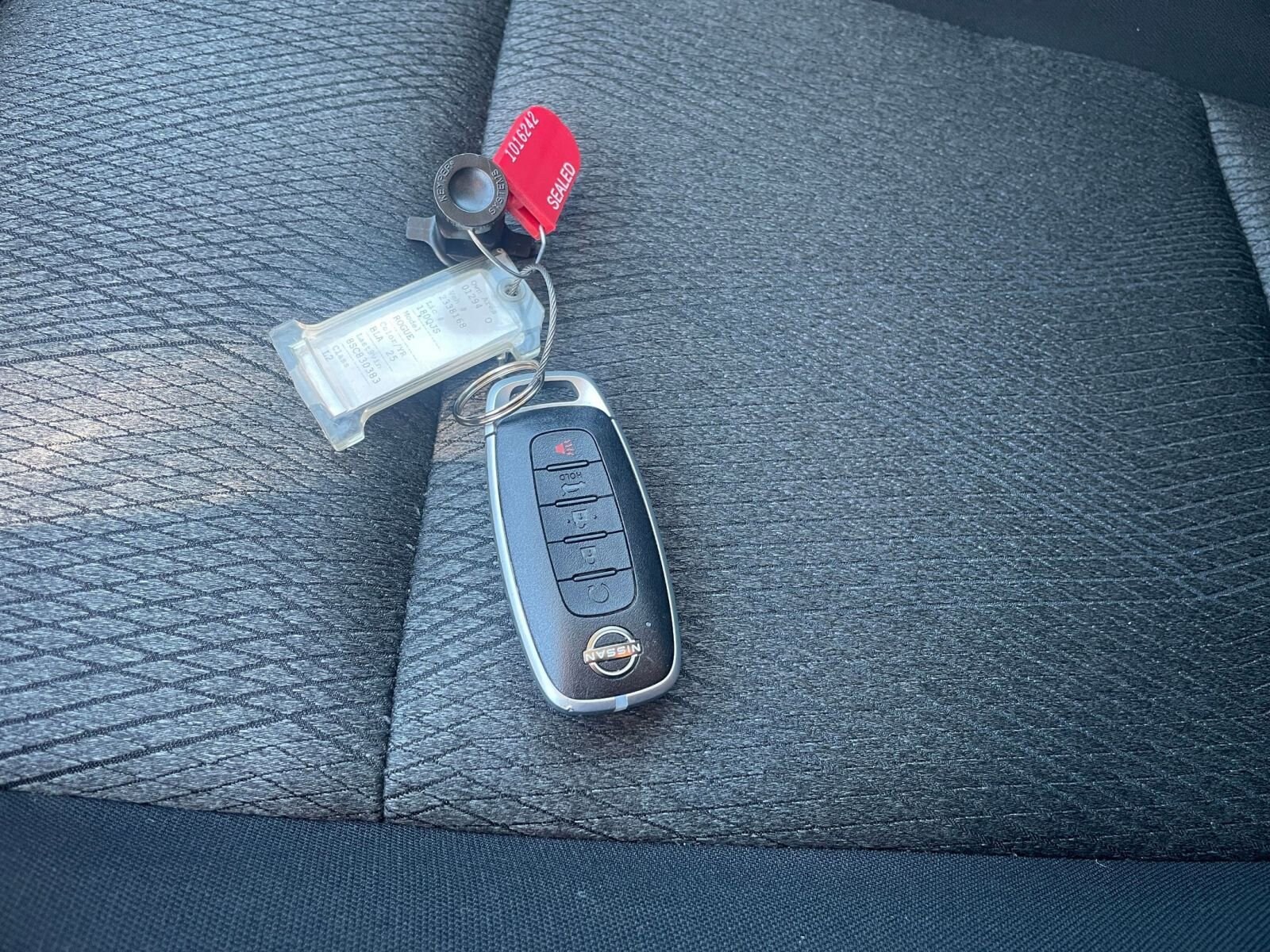 Thumbnail: 2025 Nissan Rogue - 21