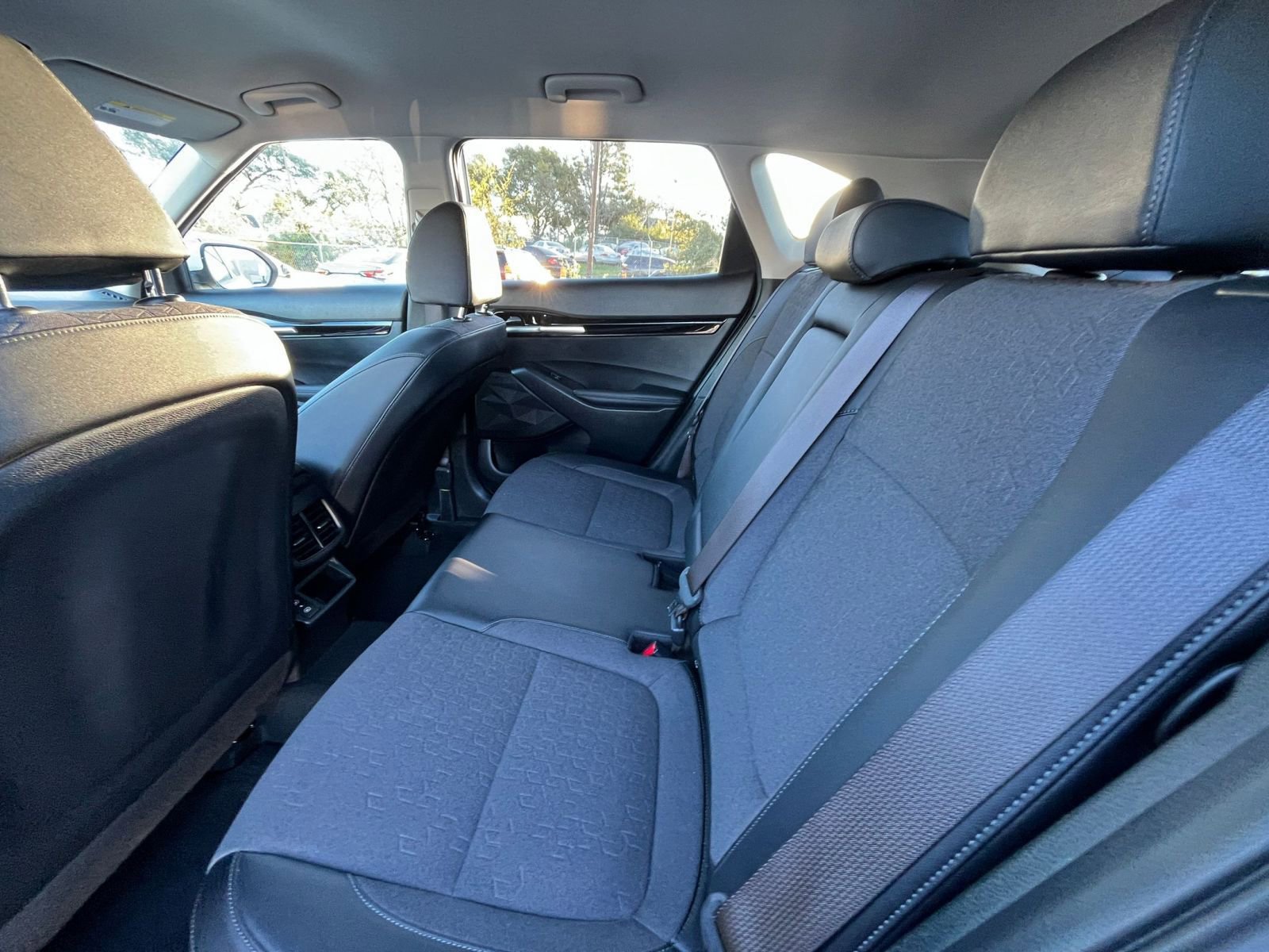 Thumbnail: 2025 Kia Seltos - 25