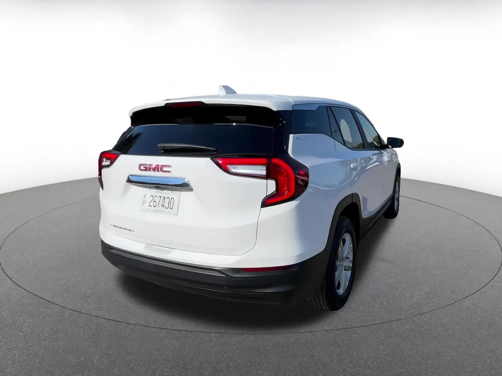 Thumbnail: 2024 GMC Terrain - 18