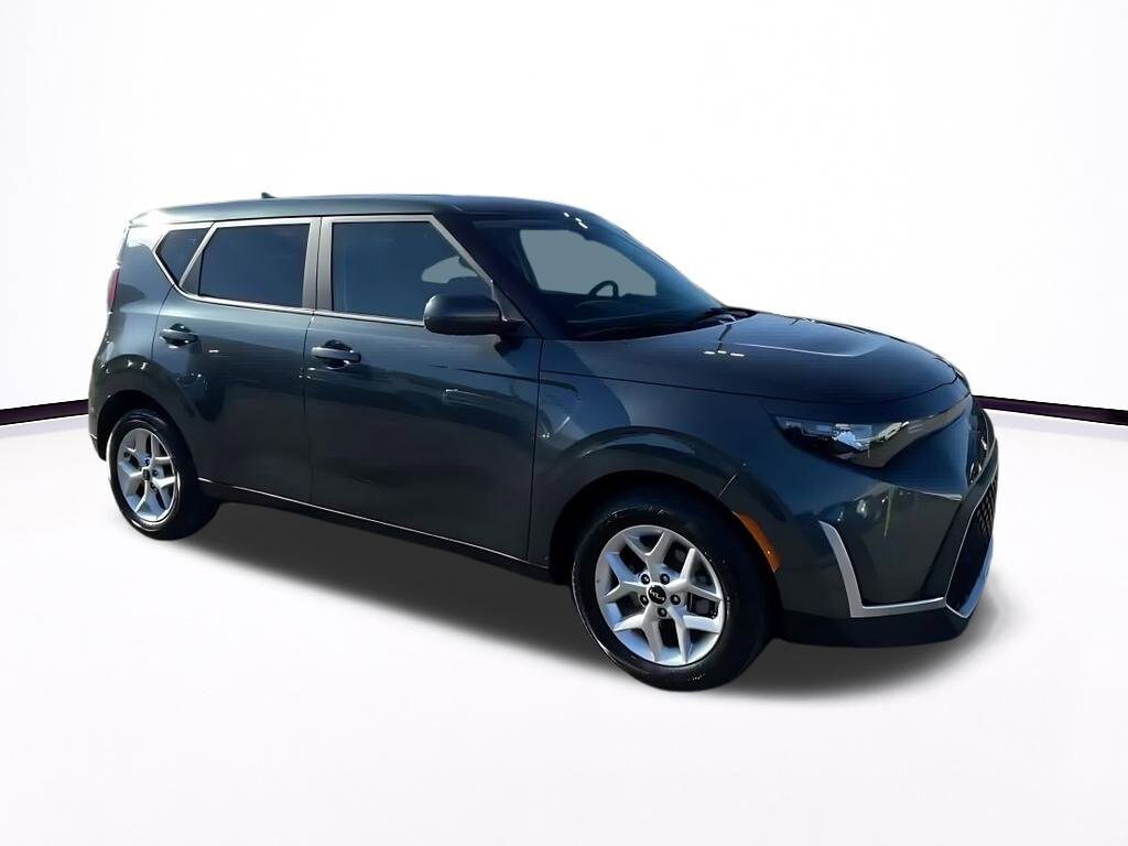 Thumbnail: 2025 Kia Soul - 2