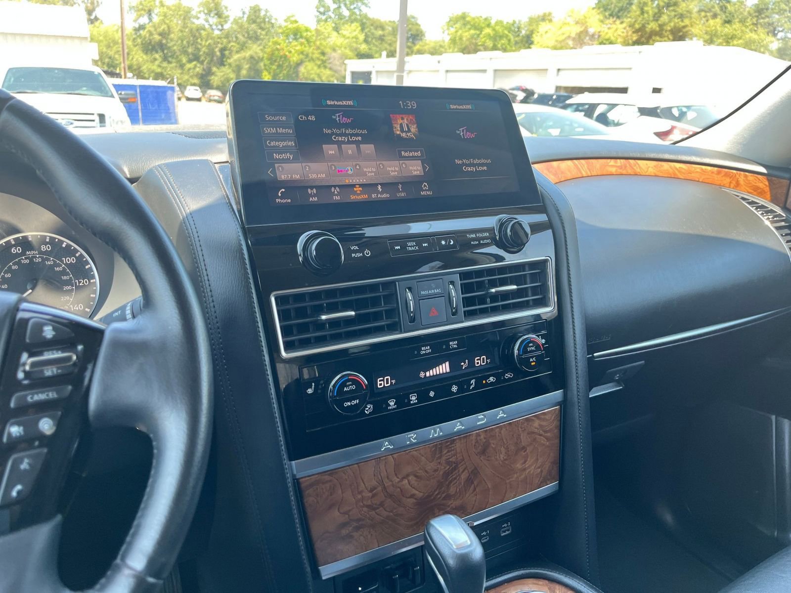 2023 Nissan Armada SL 18