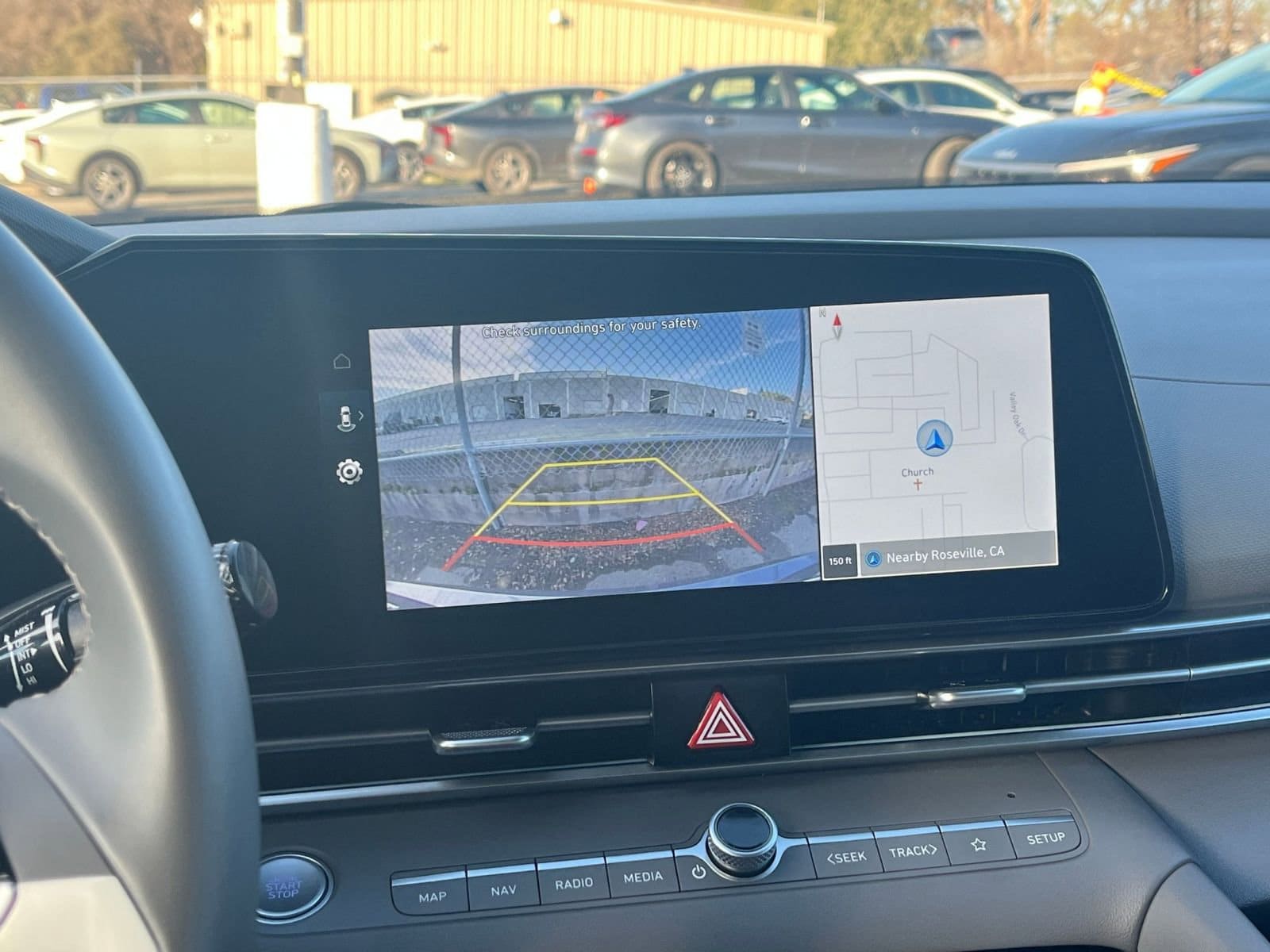 Thumbnail: 2025 Hyundai Elantra - 17