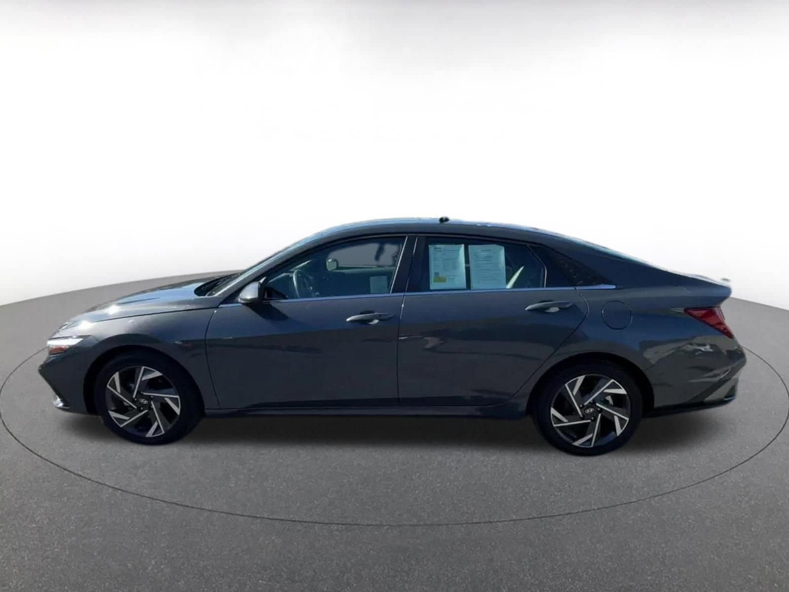 Thumbnail: 2025 Hyundai Elantra - 9