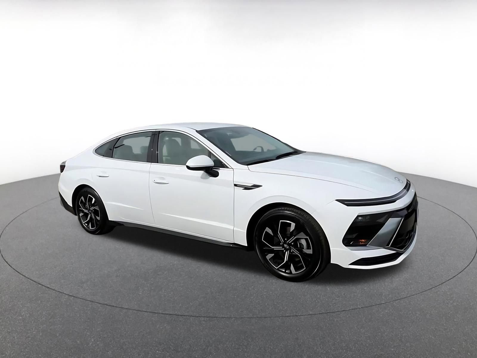 Thumbnail: 2025 Hyundai Sonata - 2