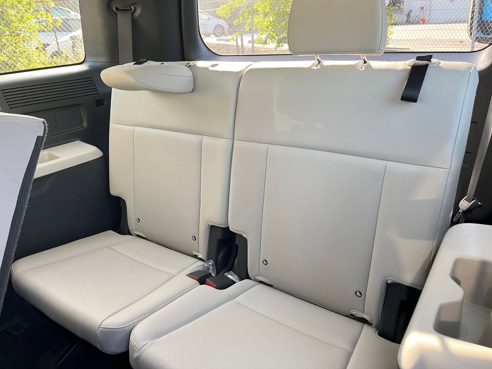 Thumbnail: 2025 Hyundai Santa Fe - 31