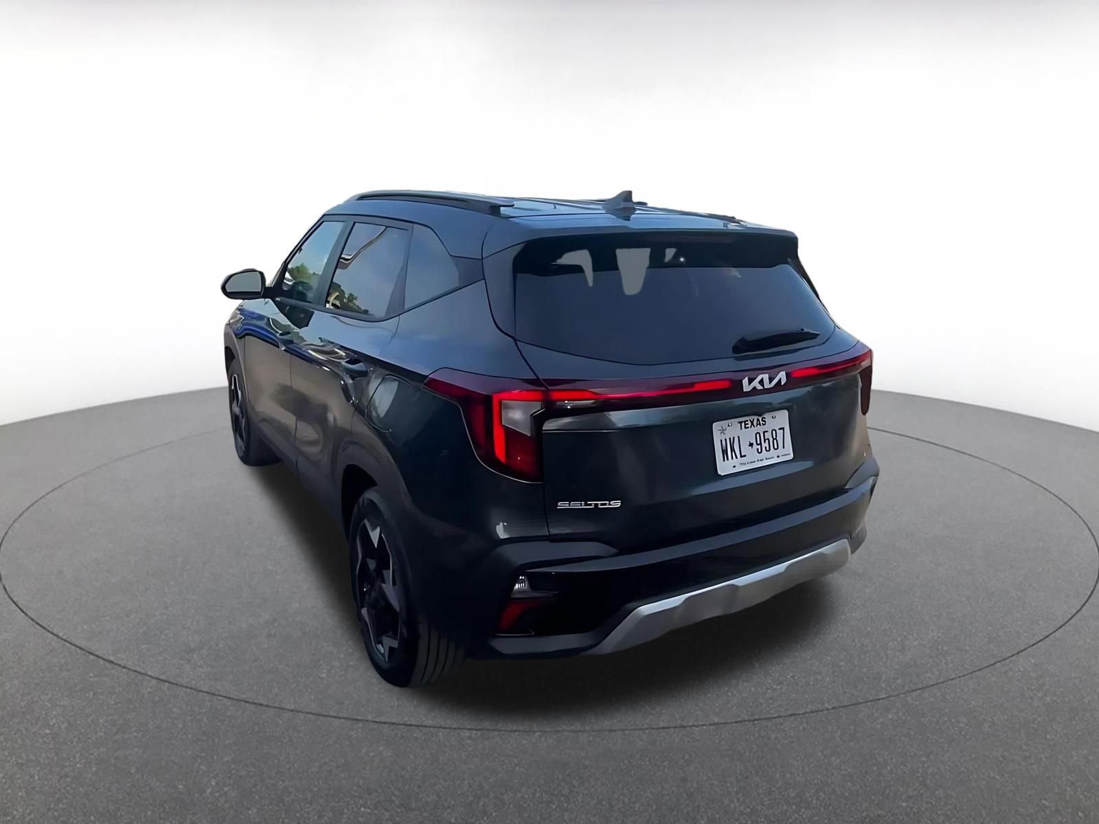 Thumbnail: 2025 Kia Seltos - 11