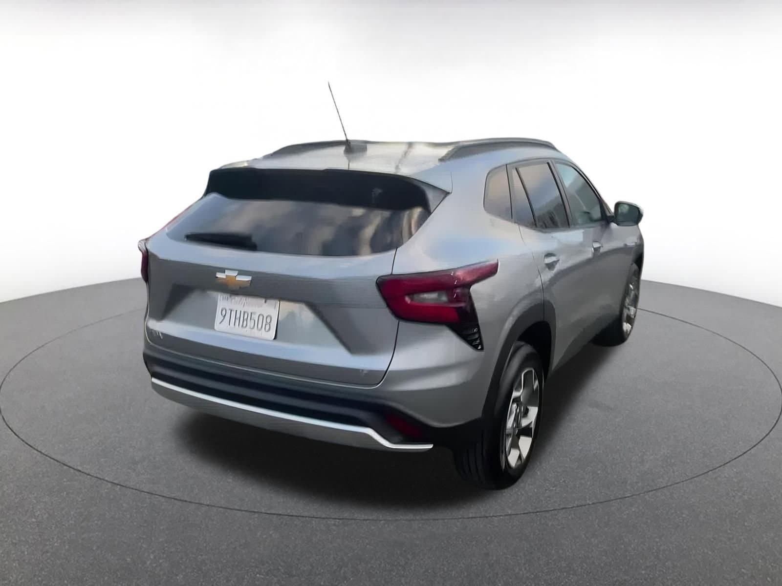 Thumbnail: 2025 Chevrolet Trax - 12