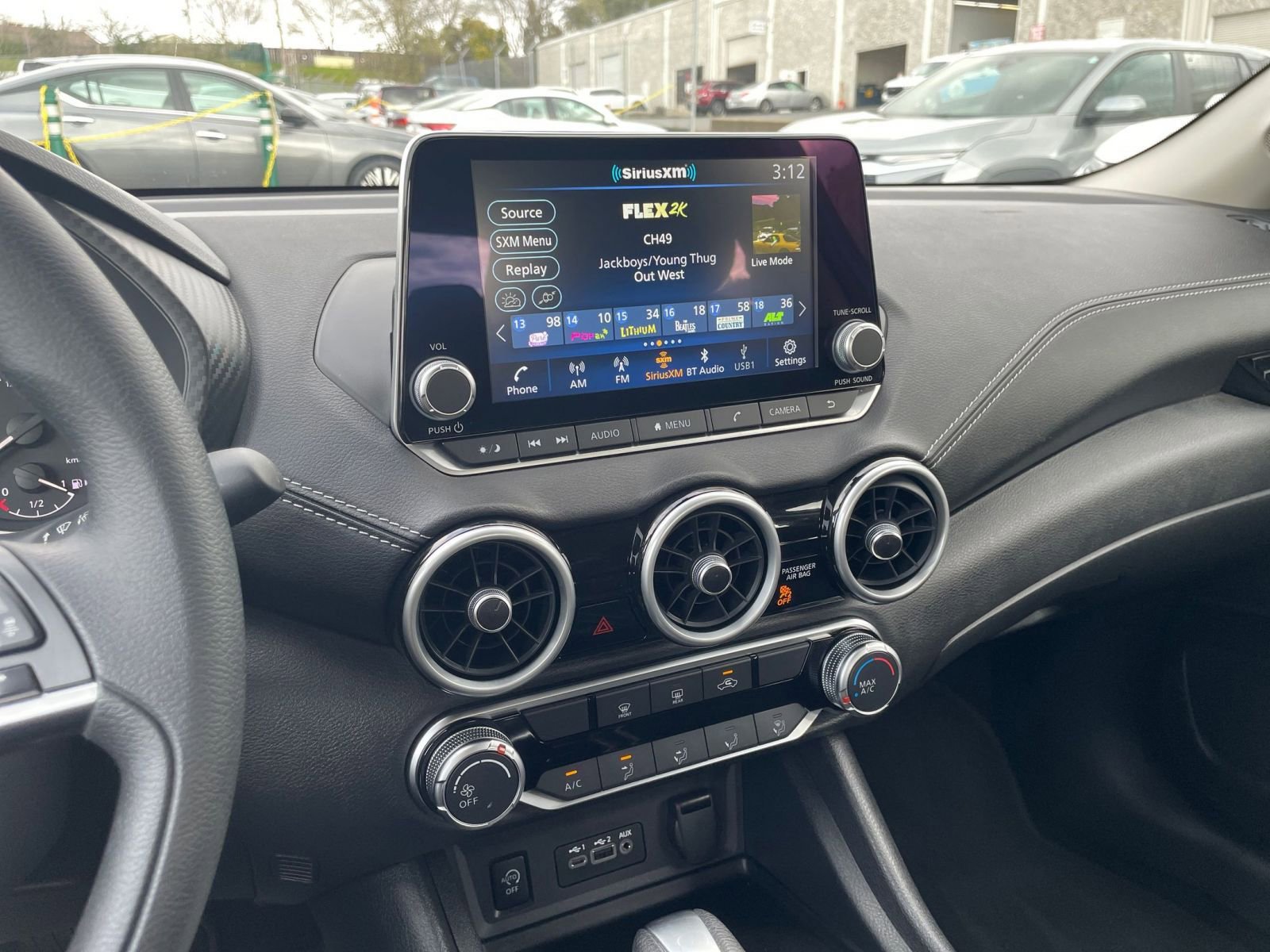 Thumbnail: 2025 Nissan Sentra - 17