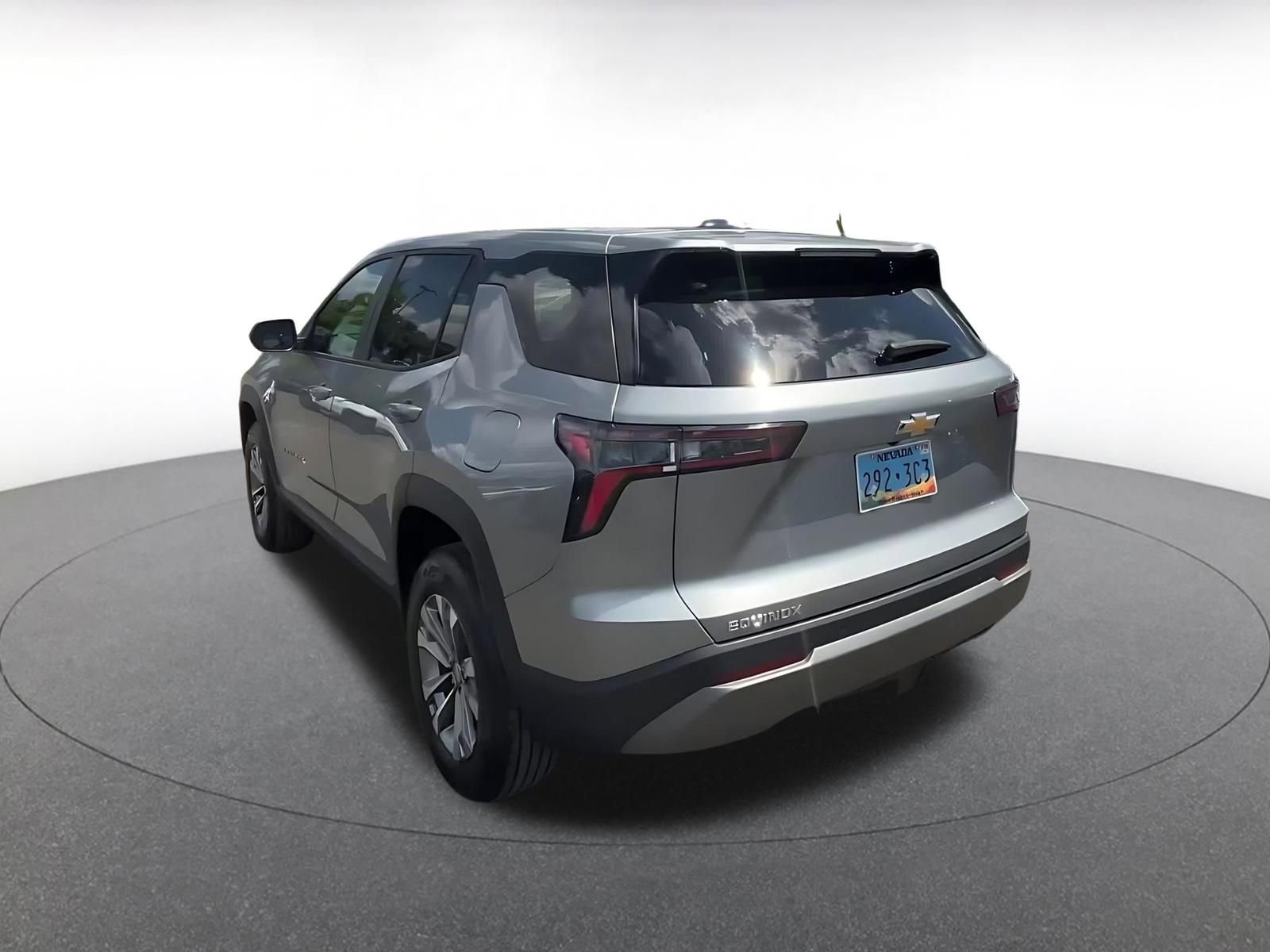 Thumbnail: 2025 Chevrolet Equinox - 11